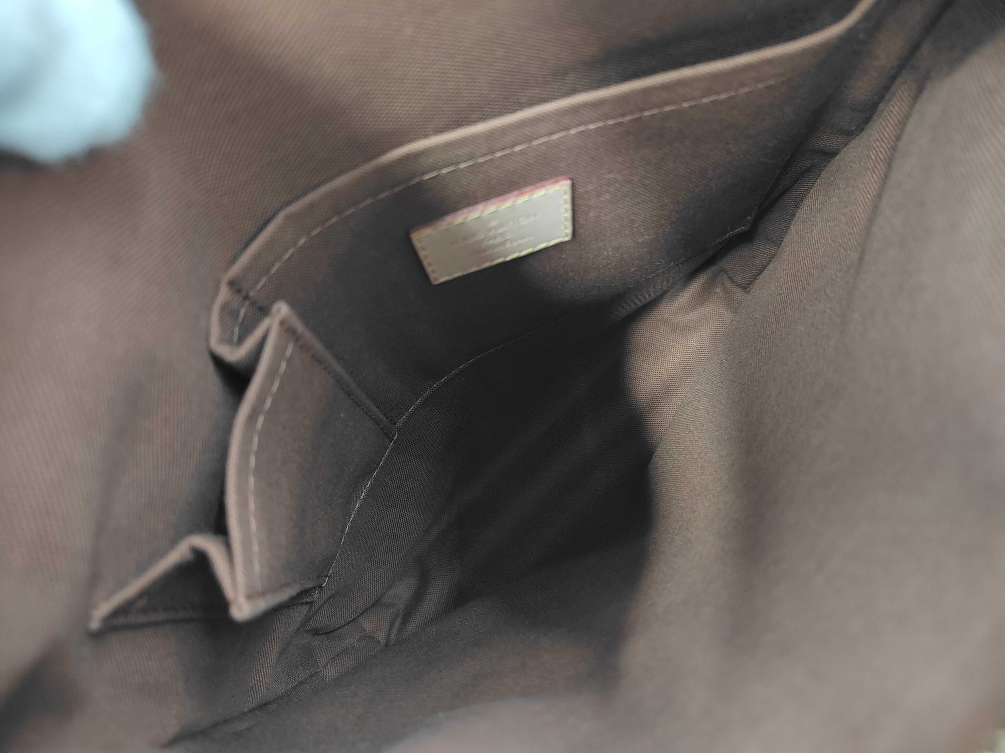 Monogram — view 9