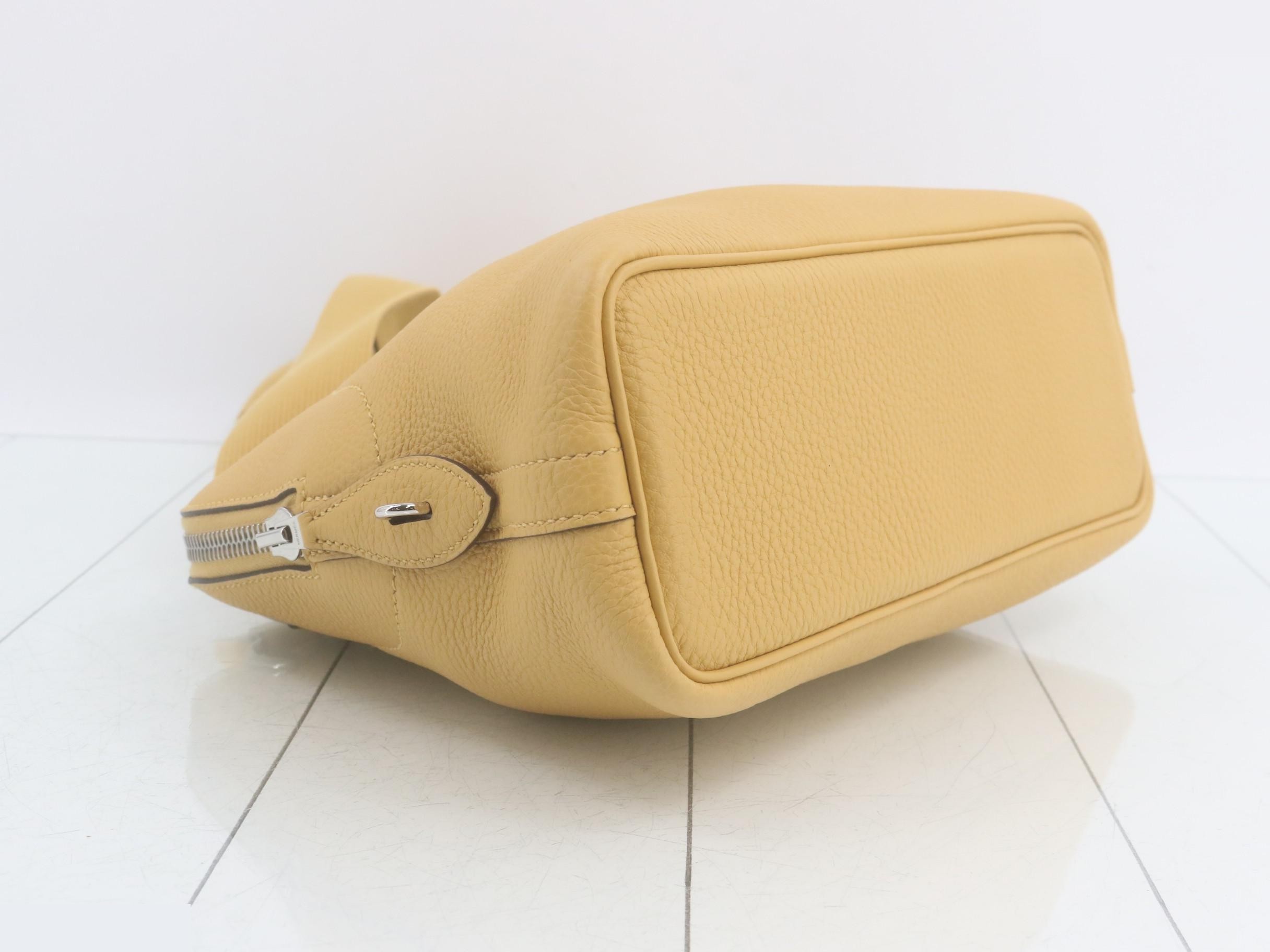 Bolide Messenger — view 6