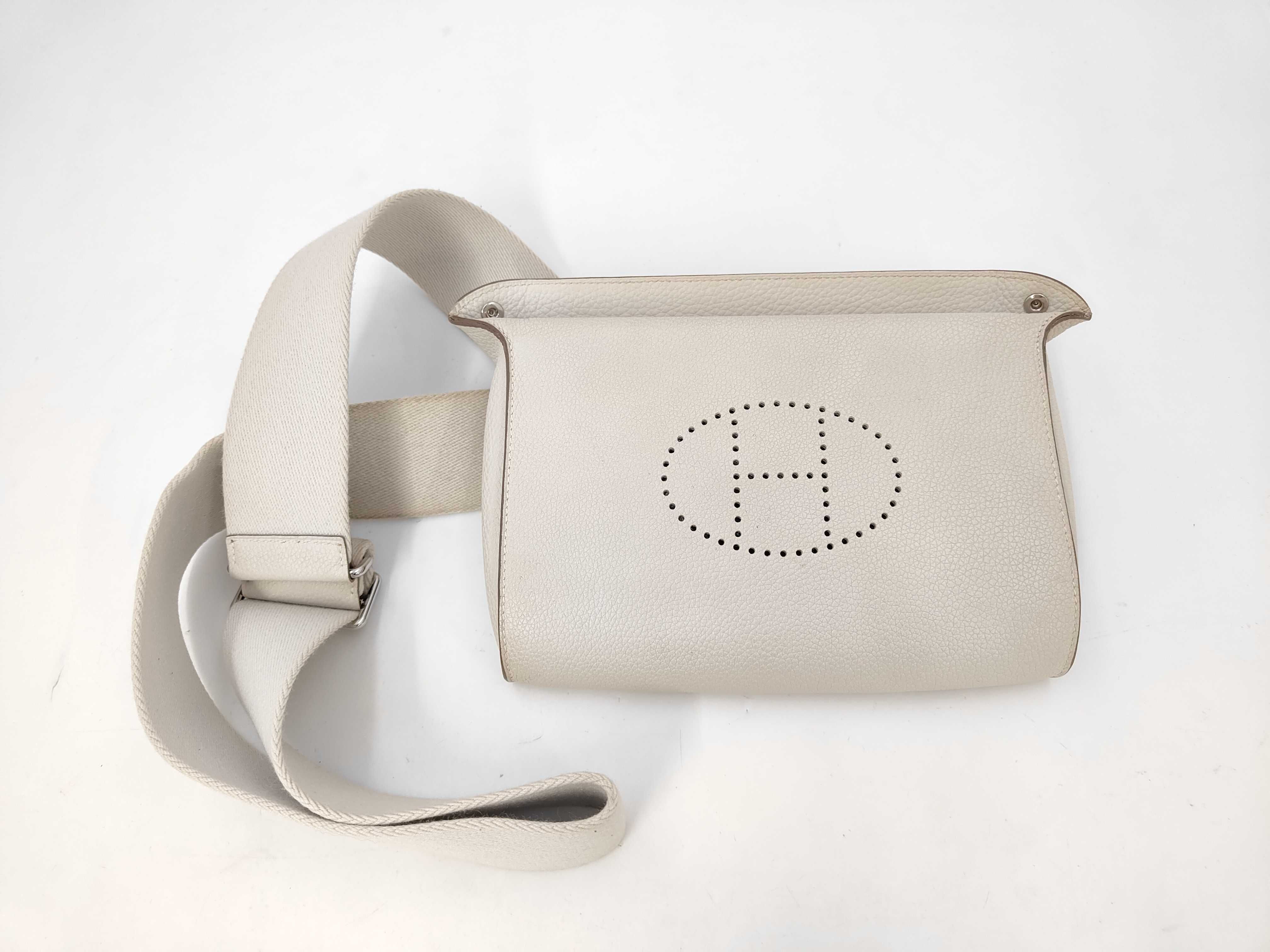 Widpoche Shoulder Bag