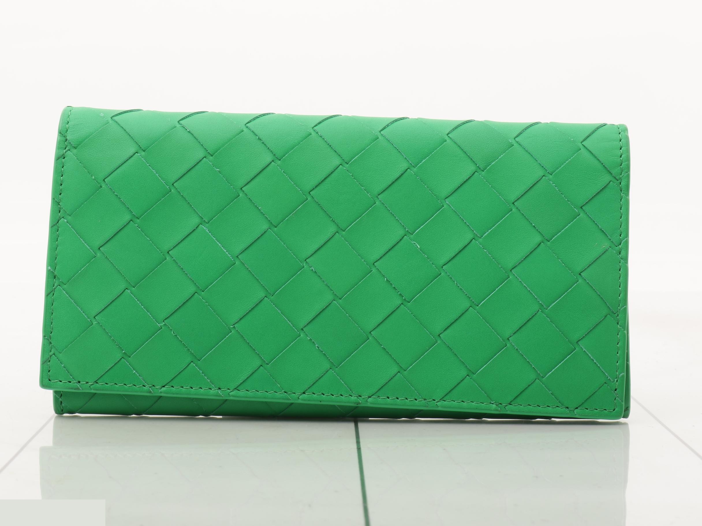 Intrecciato Leather Long Wallet, Green