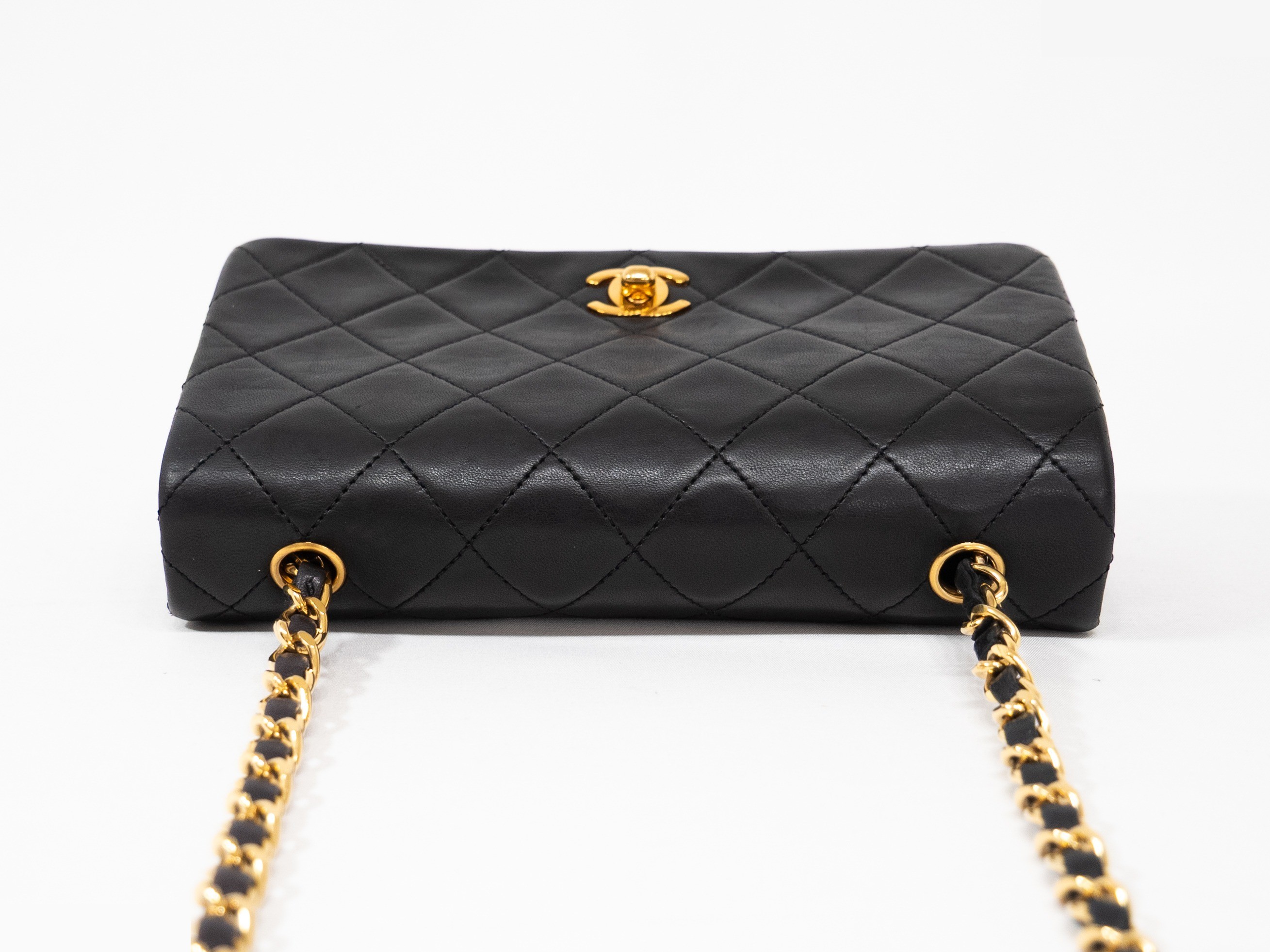 Mini Matelassé Seal Lambskin Black — view 4