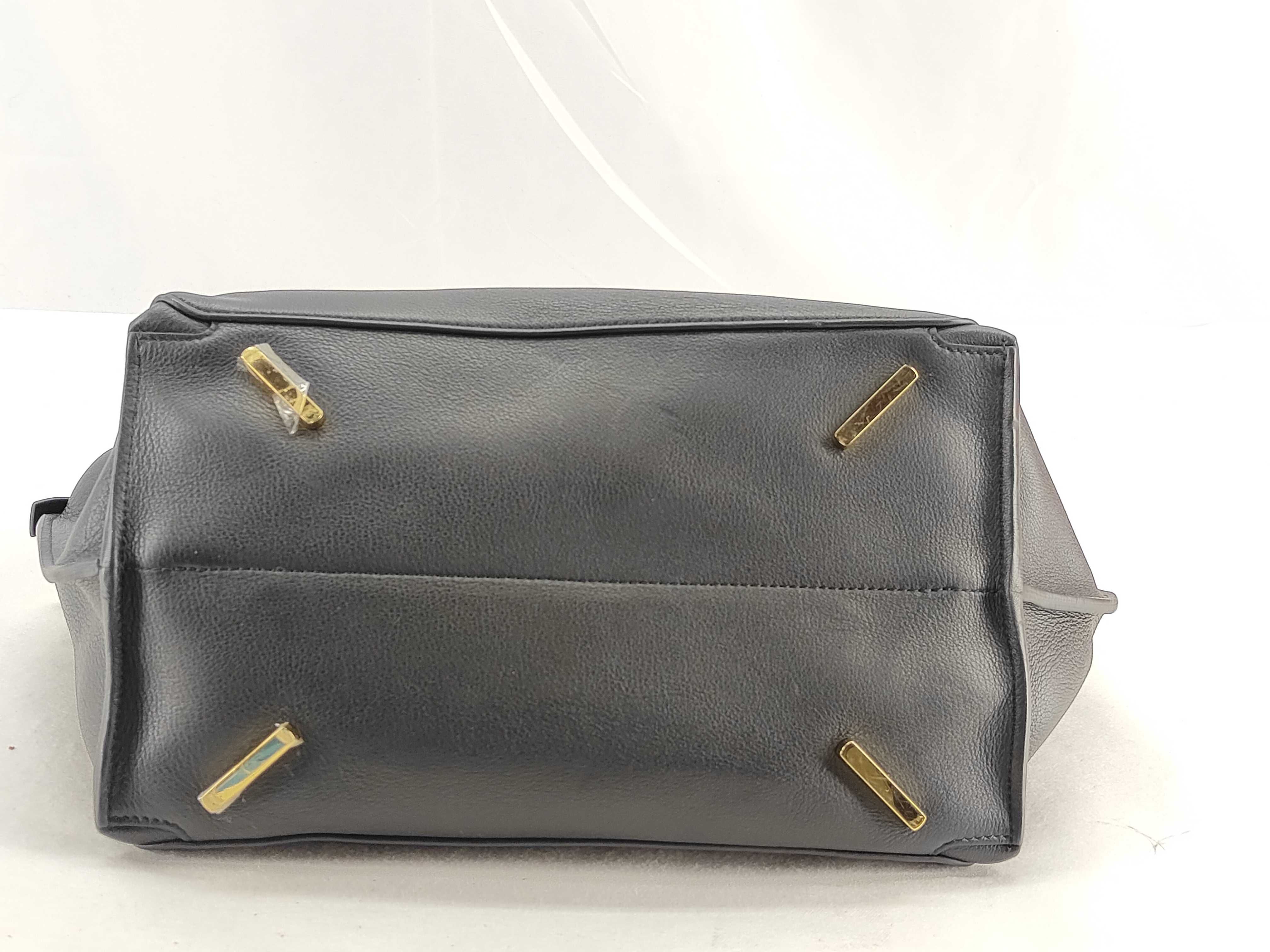 Amazona 28 Leather Handbag, Black Boston Bag — view 9