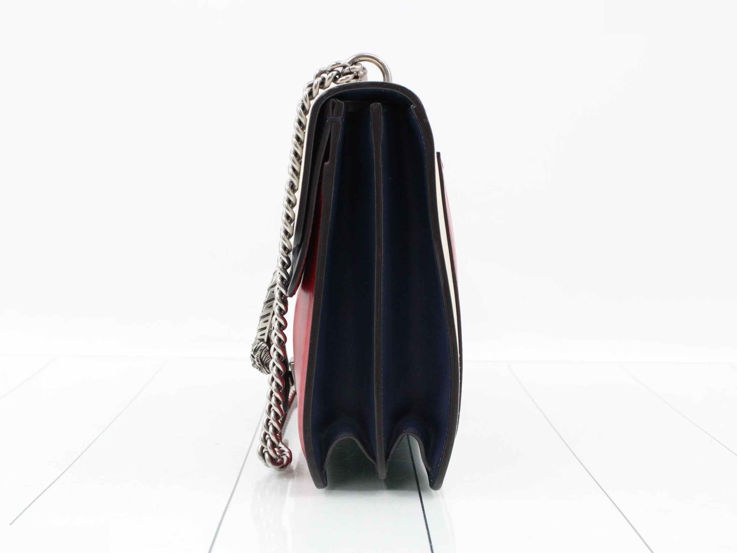 Chain shoulder bag — view 3