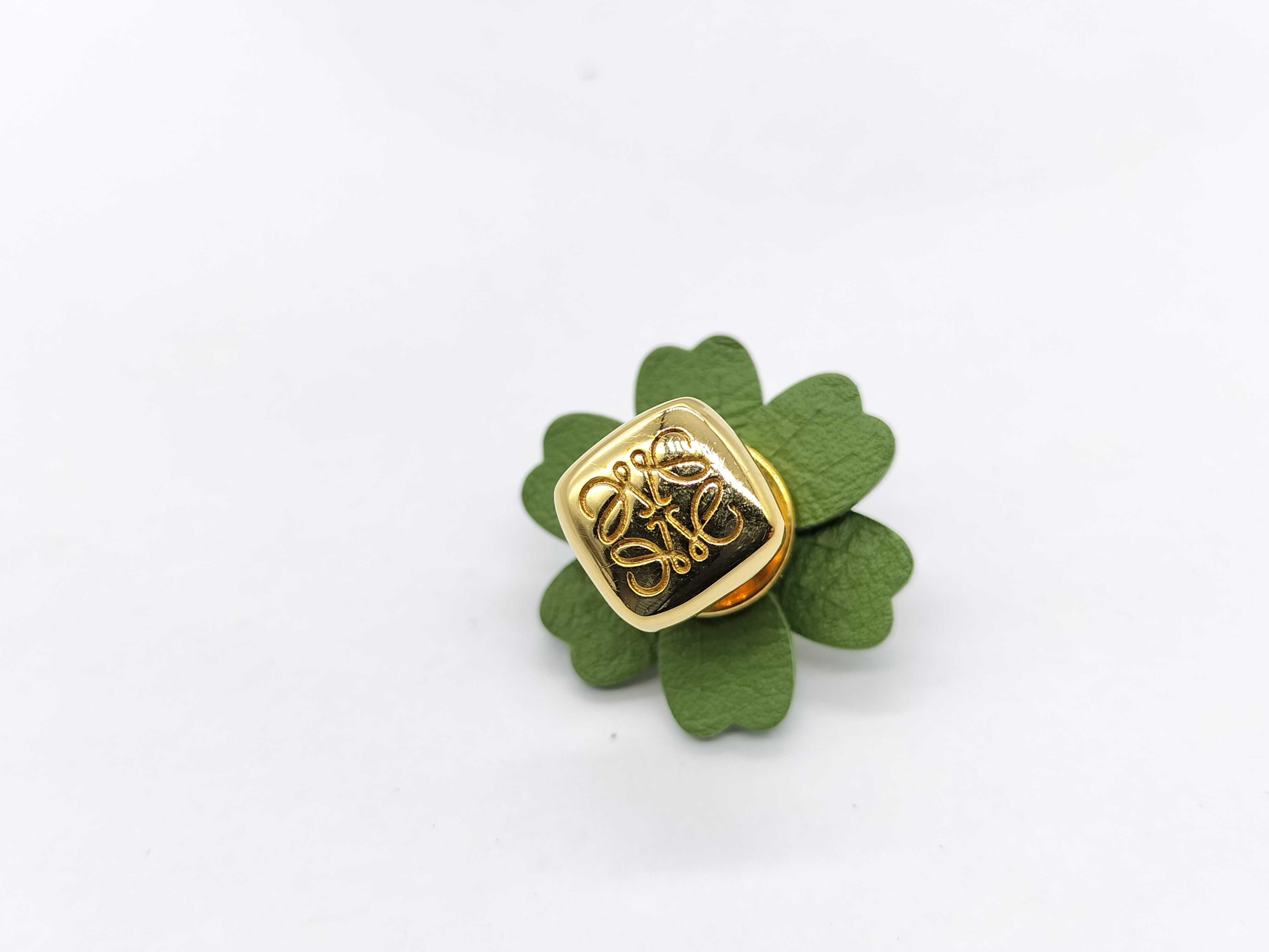 Flower Brooch — view 3