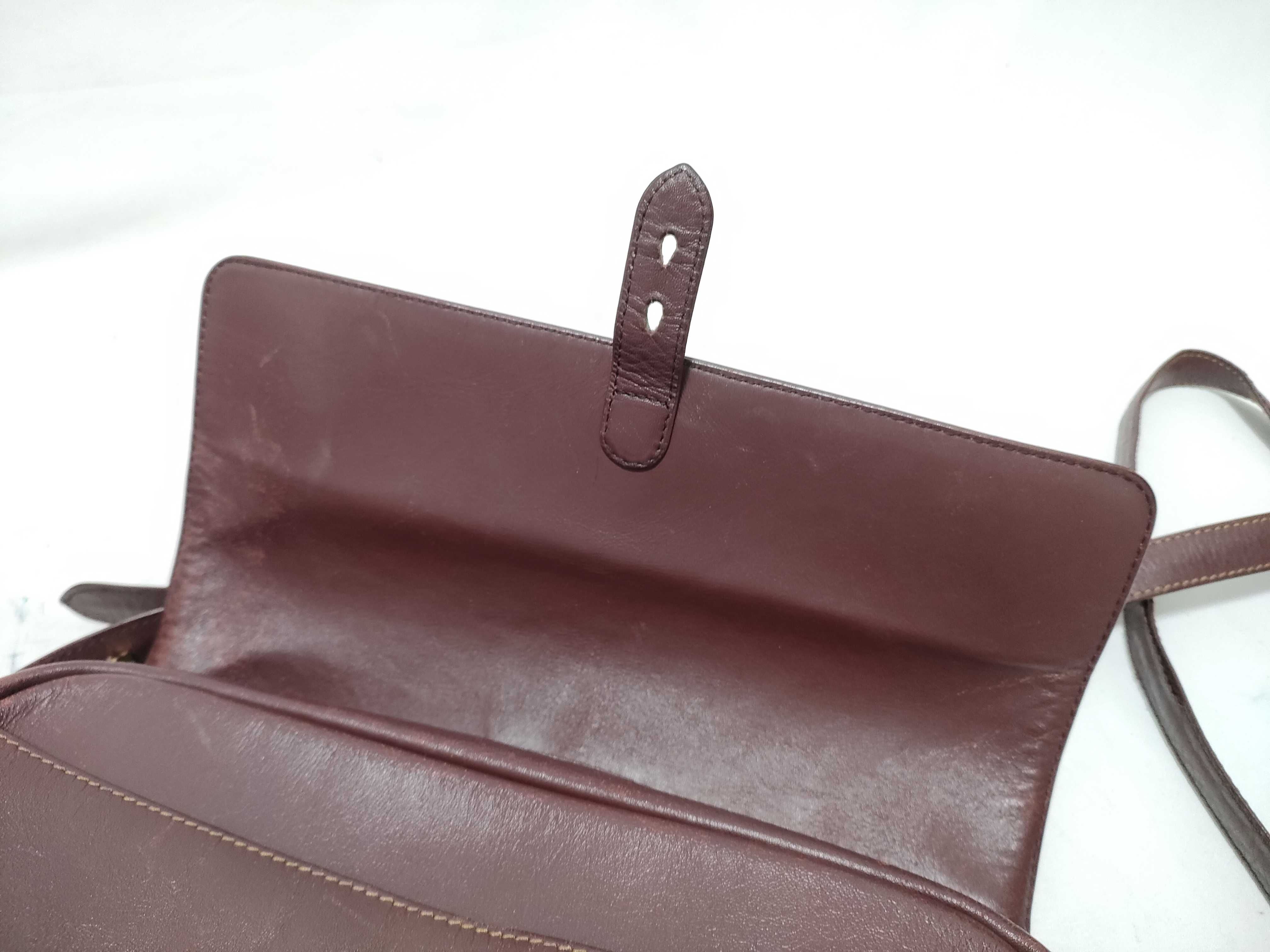 Must Line Leather Shoulder Bag — view 9