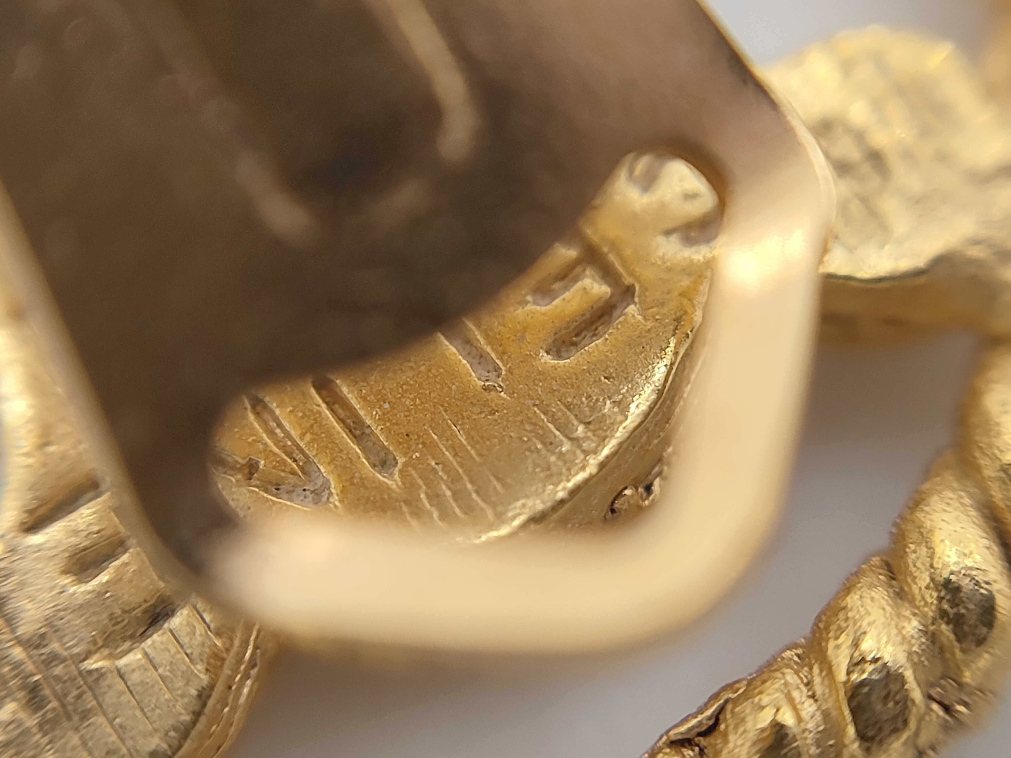 Circle Triomphe Stone Gold Yg Earrings — view 4