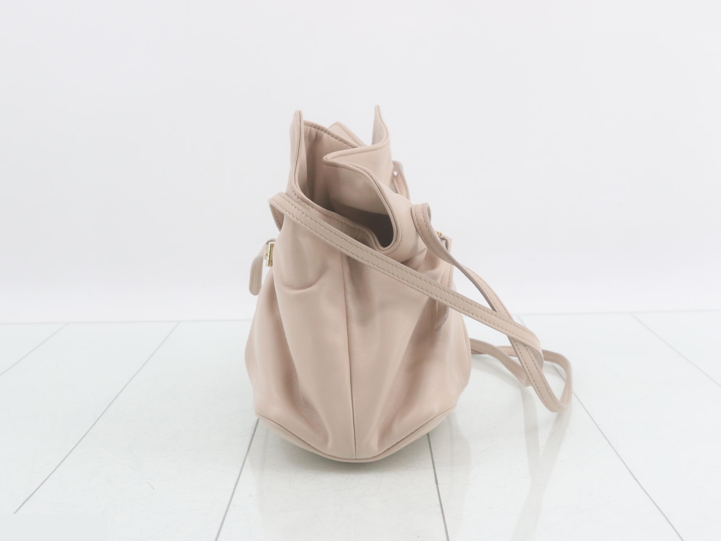 Shoulder bag, leather, beige — view 4
