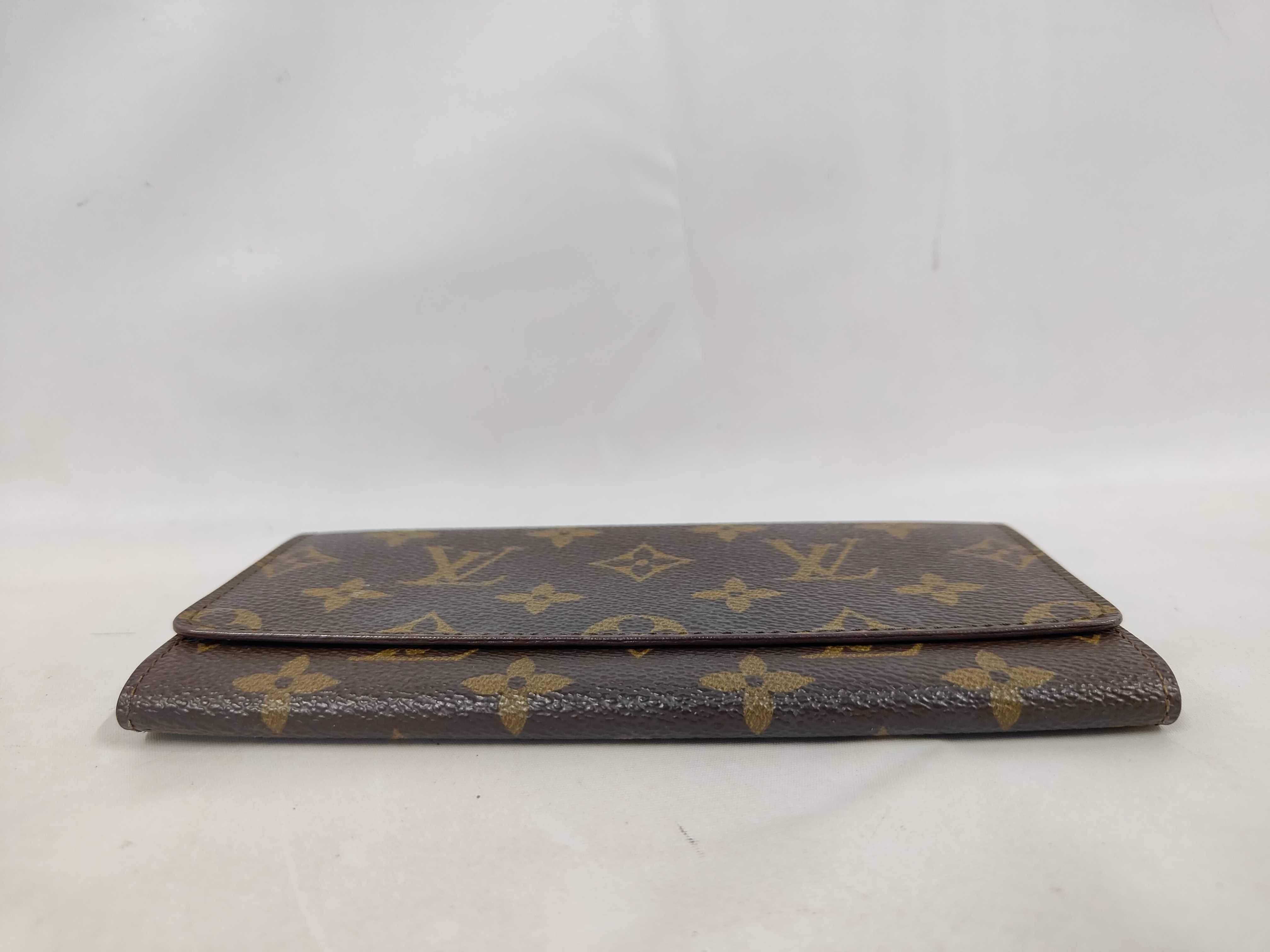 Monogram / Monogram / Portefeuille Cartes Crédit / M61820 / Serial number unknown / Long wallet / PVC wallet — view 4