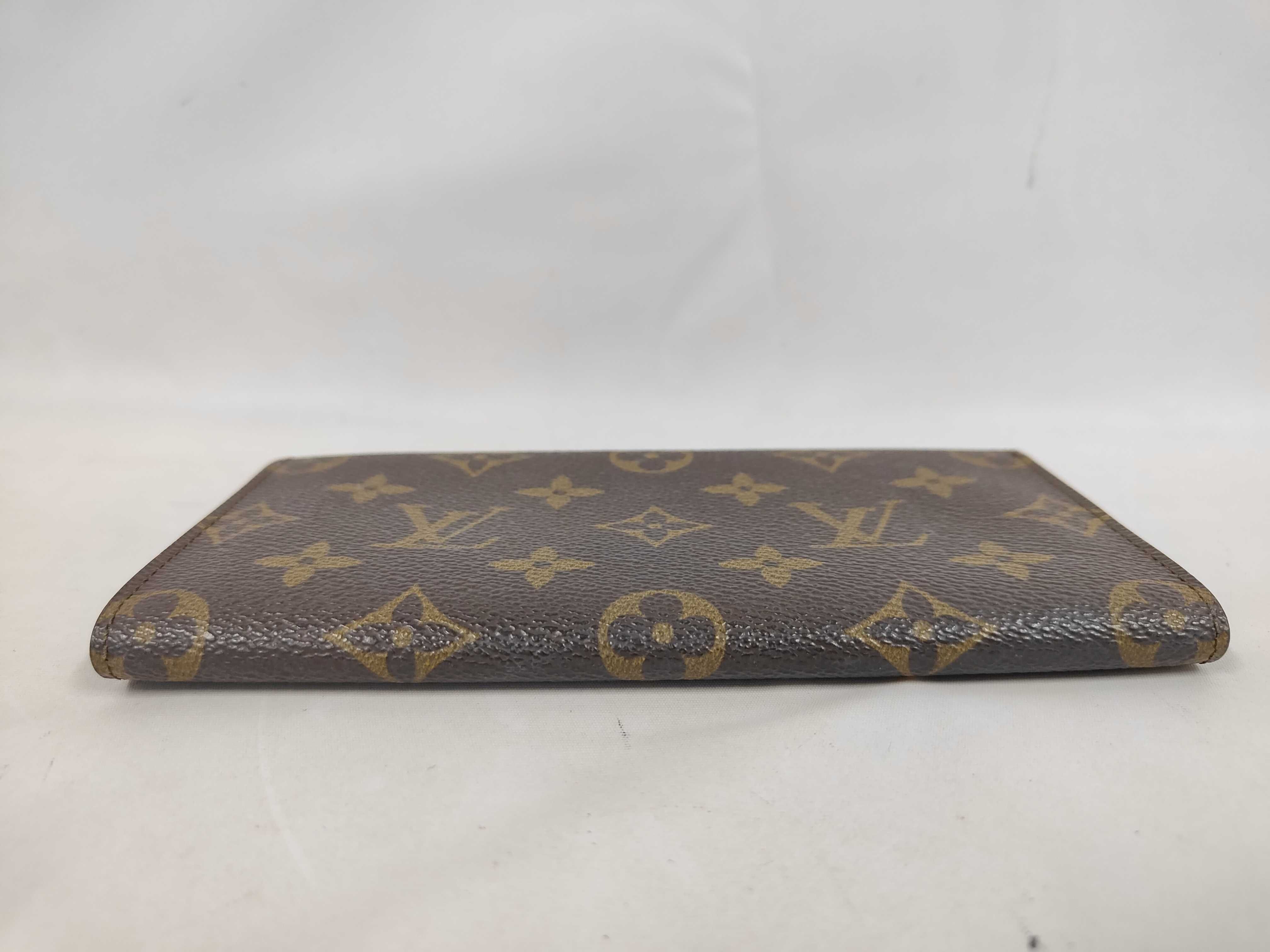Monogram / Monogram / Portefeuille Cartes Crédit / M61820 / Serial number unknown / Long wallet / PVC wallet — view 6