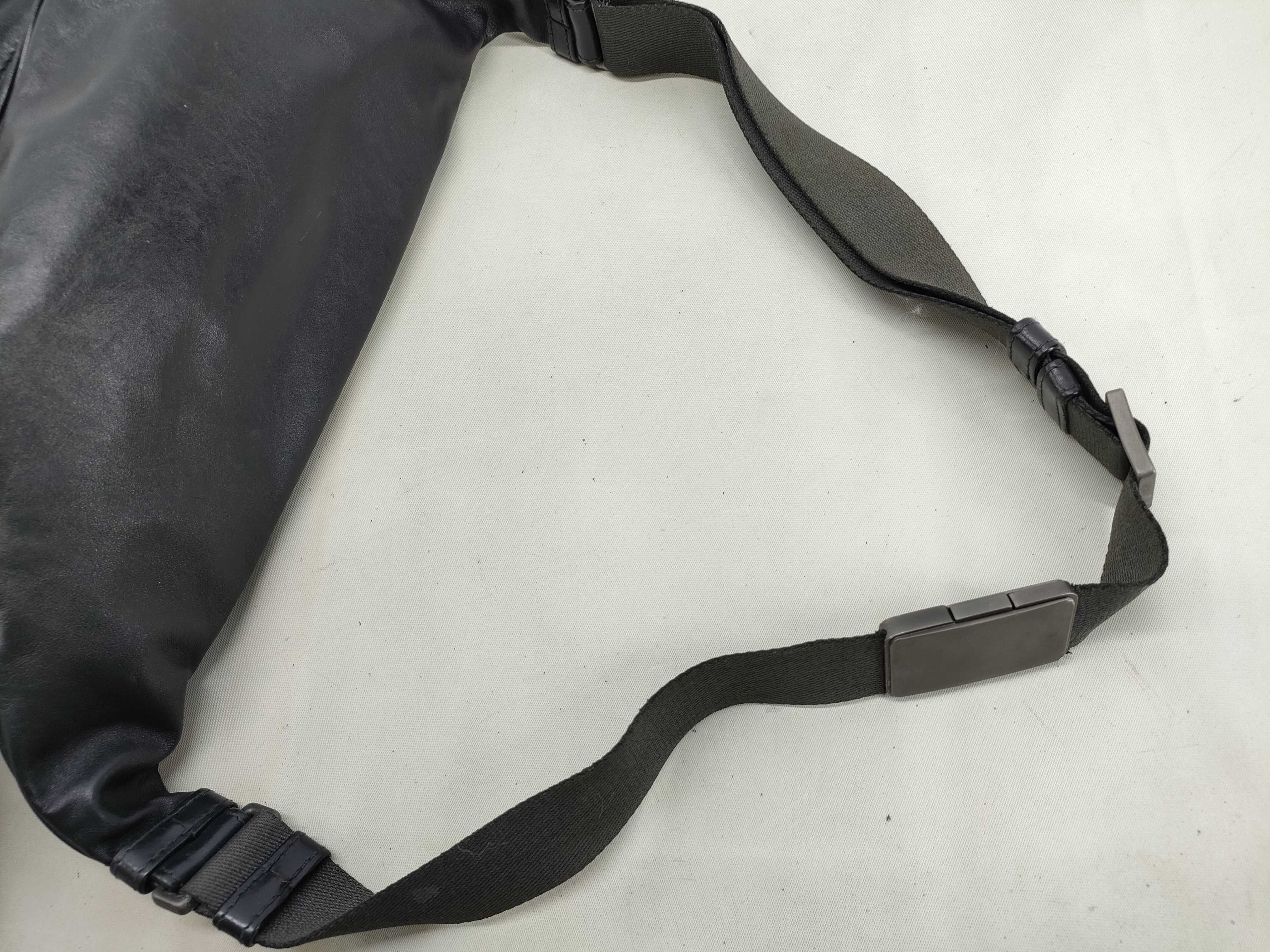 Intrecciato Bottega Veneta Intrecciato Body Bag Leather Waist Bag — view 4