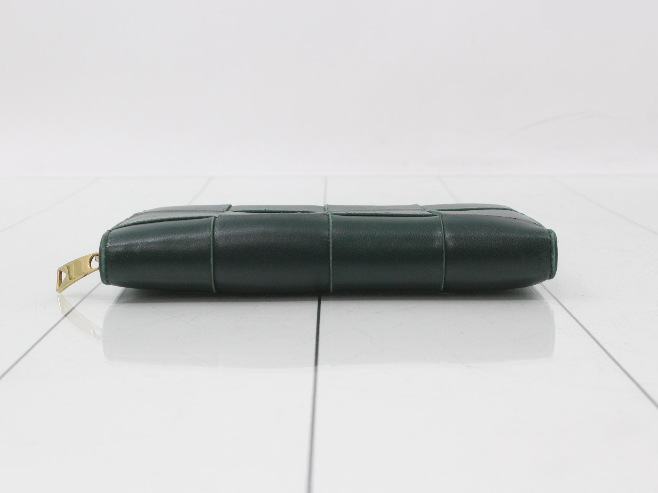 Intrecciato (bags) and wallets — view 3