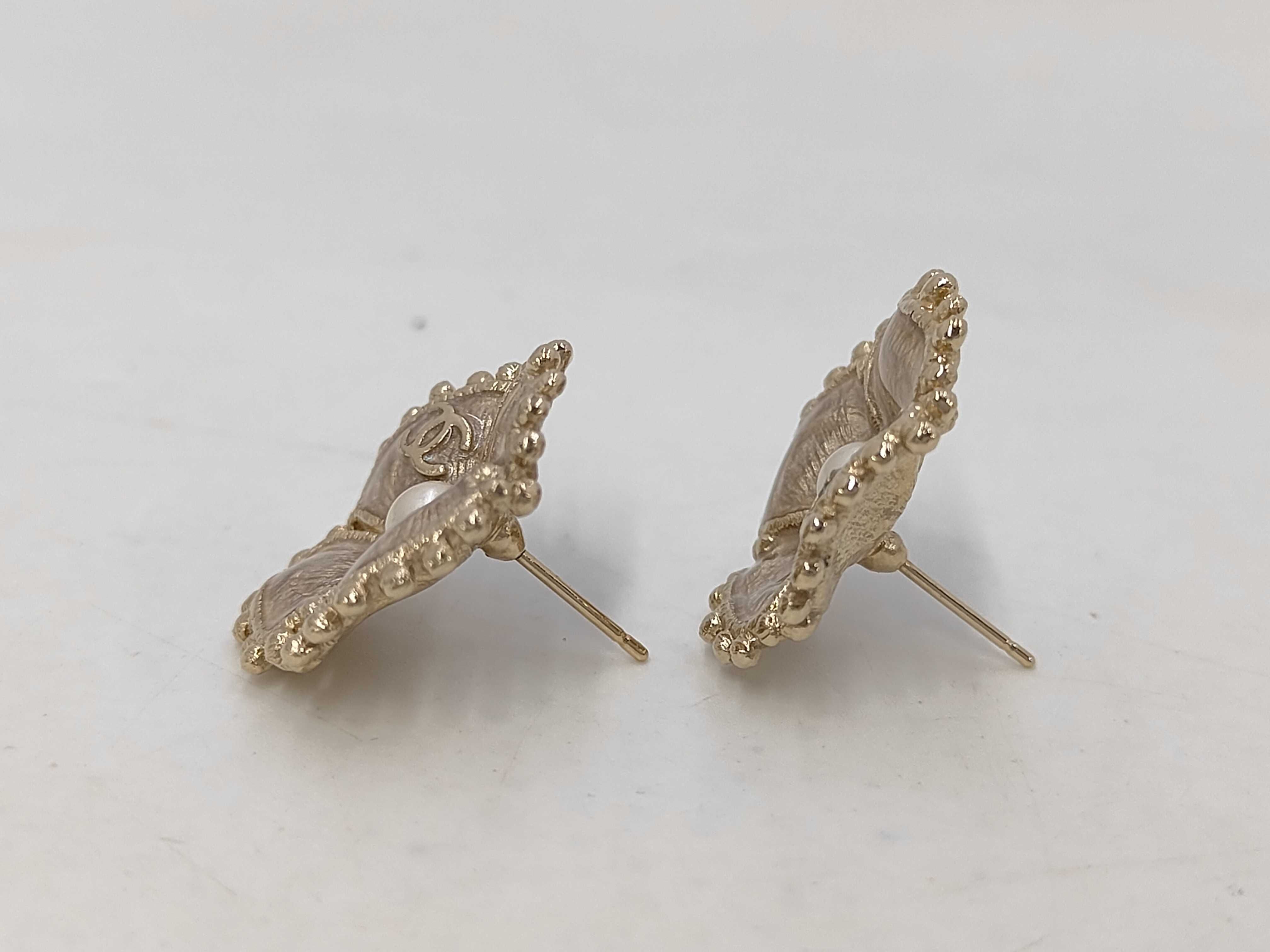 F23K Camellia Coco Mark Earrings — view 5