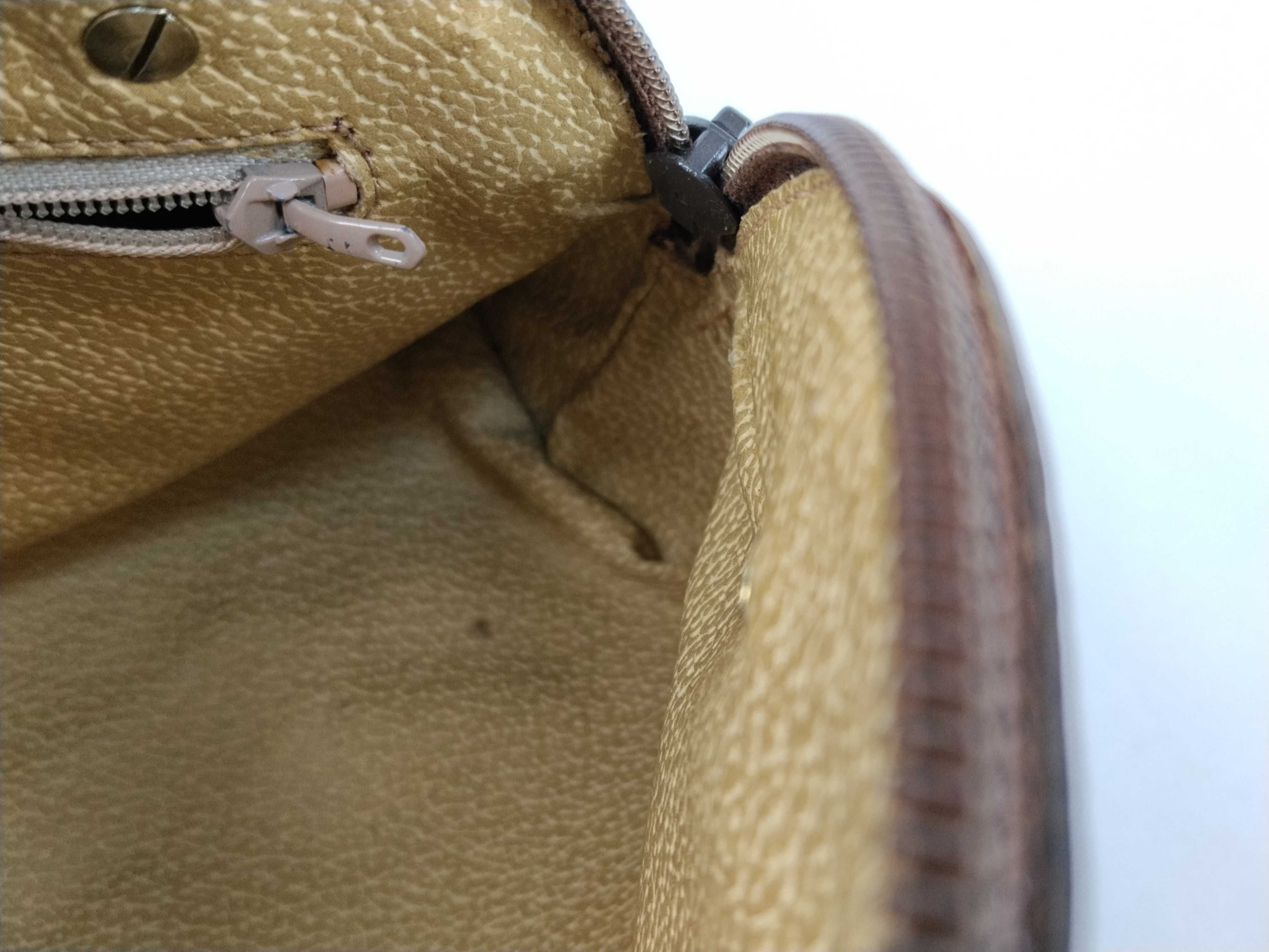 GG Canvas Shoulder Bag, Beige x Brown — view 11