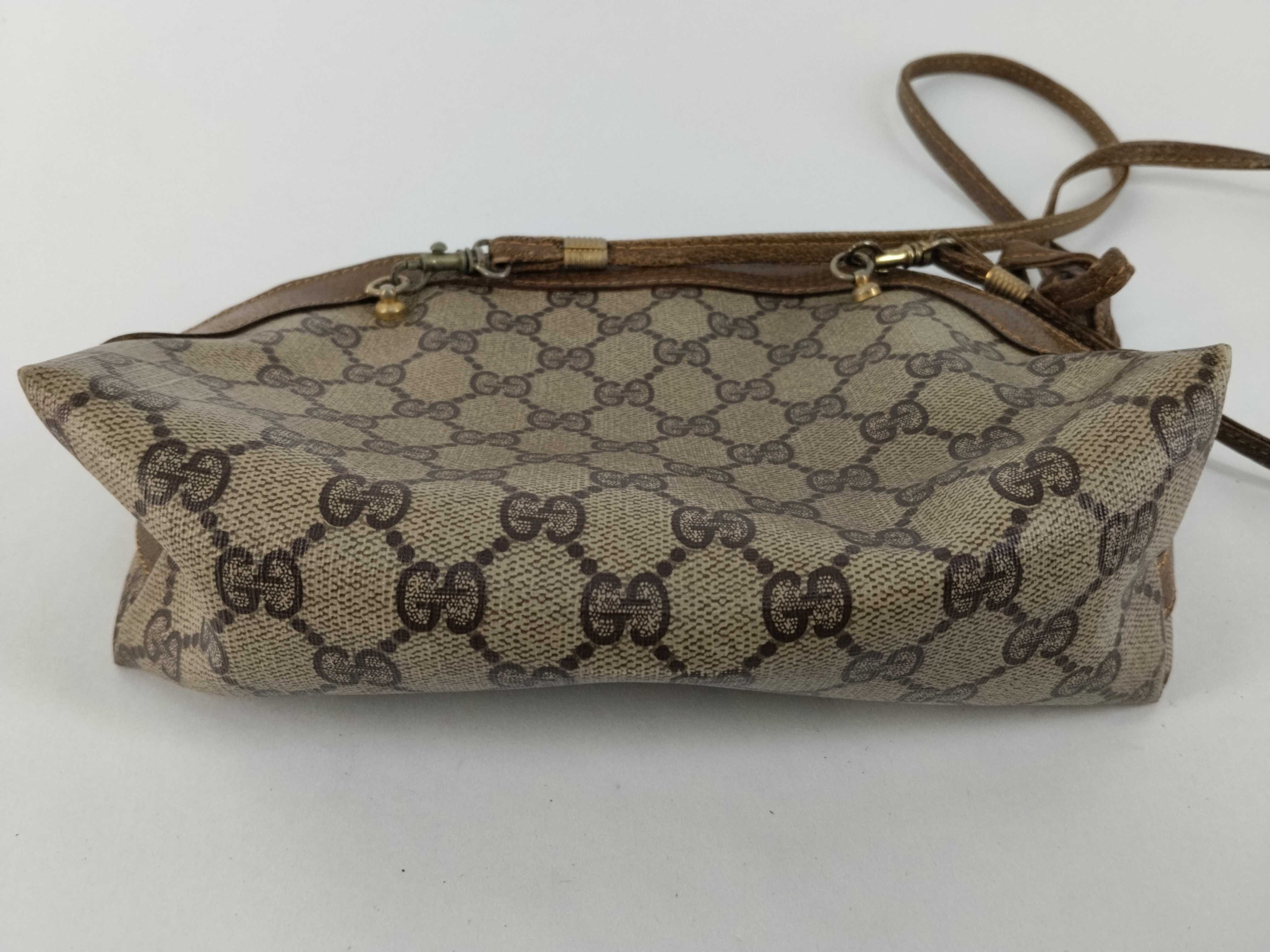GG Canvas Shoulder Bag, Beige x Brown — view 7