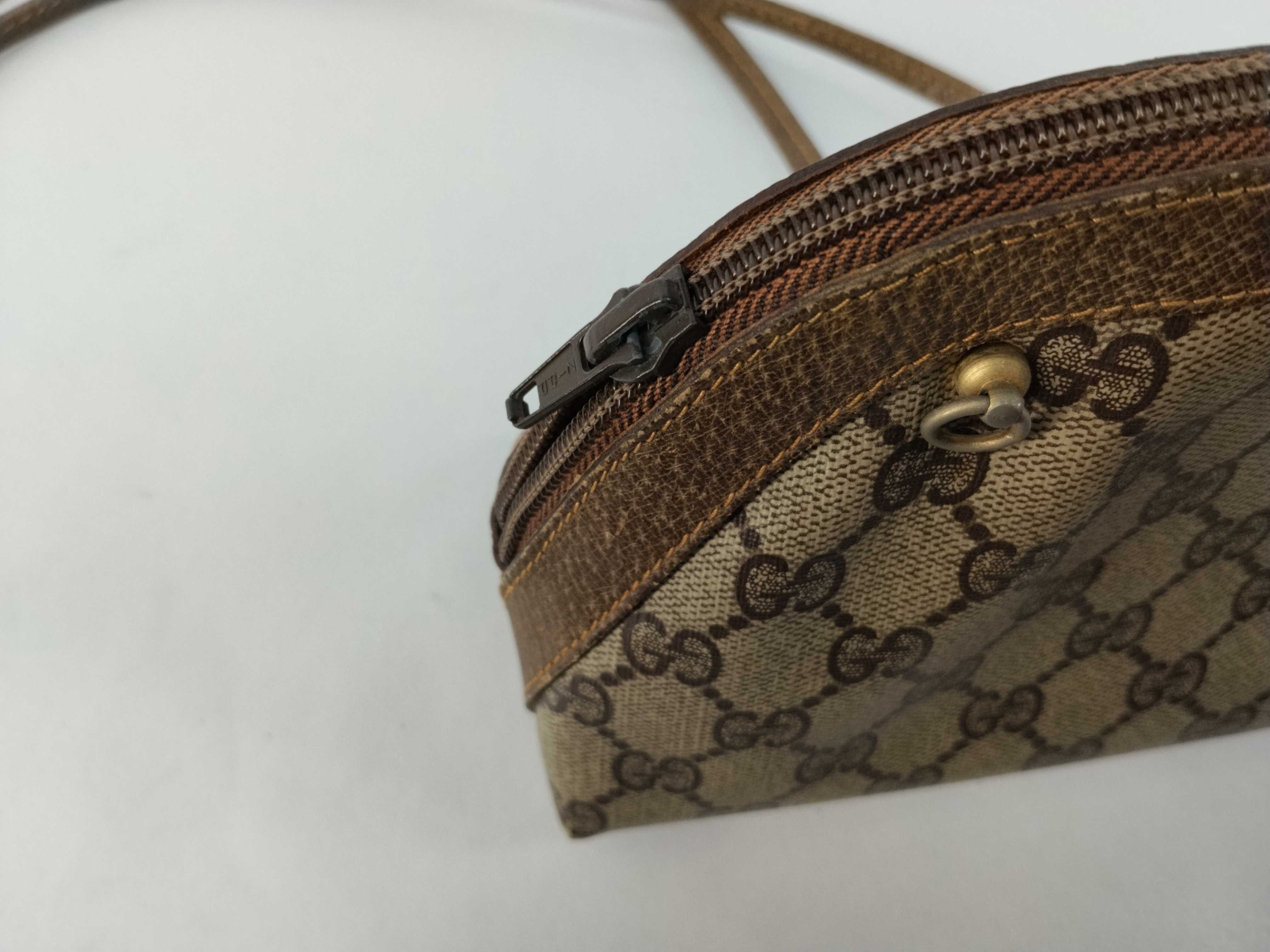 GG Canvas Shoulder Bag, Beige x Brown — view 8