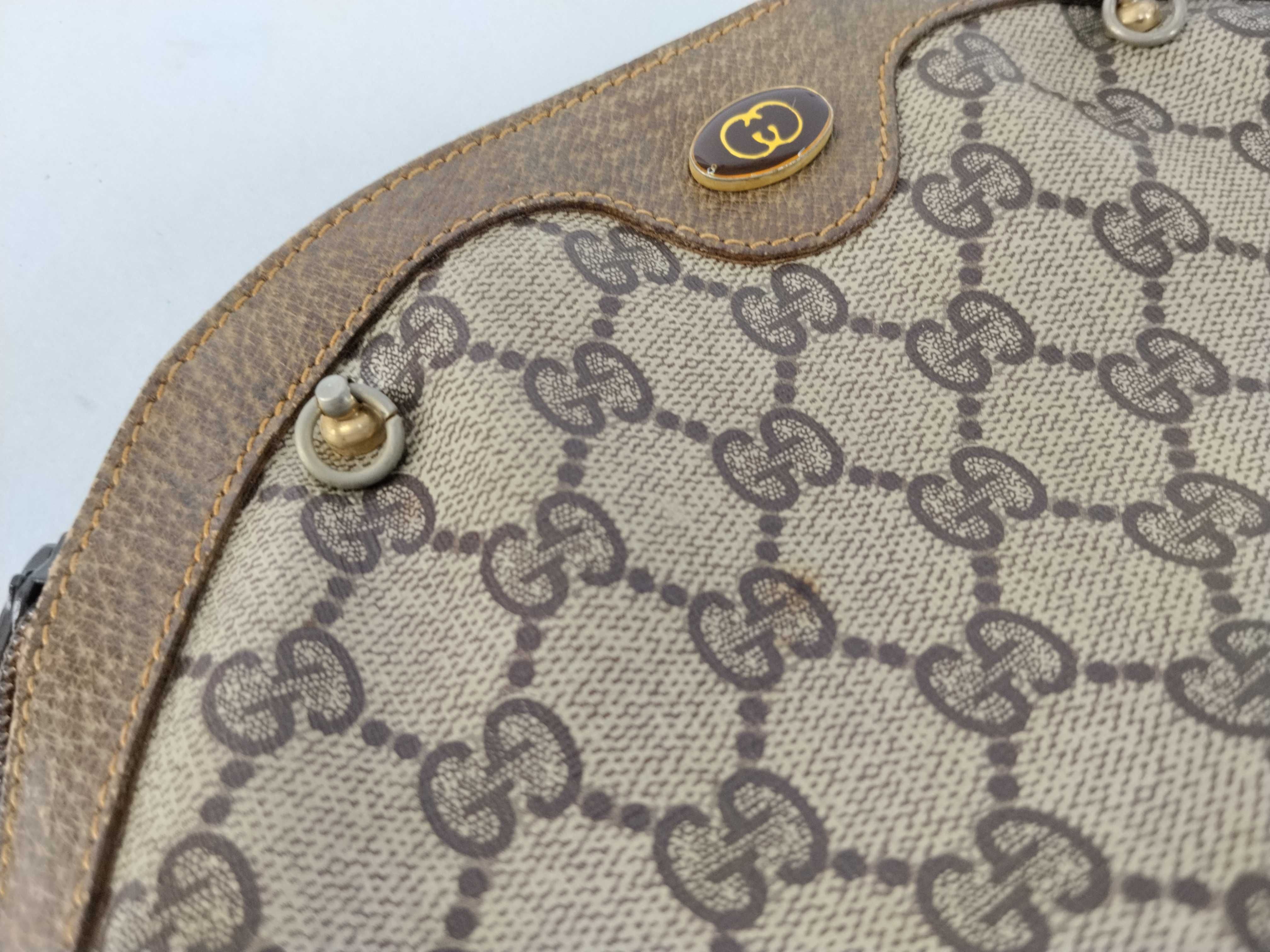 GG Canvas Shoulder Bag, Beige x Brown — view 9