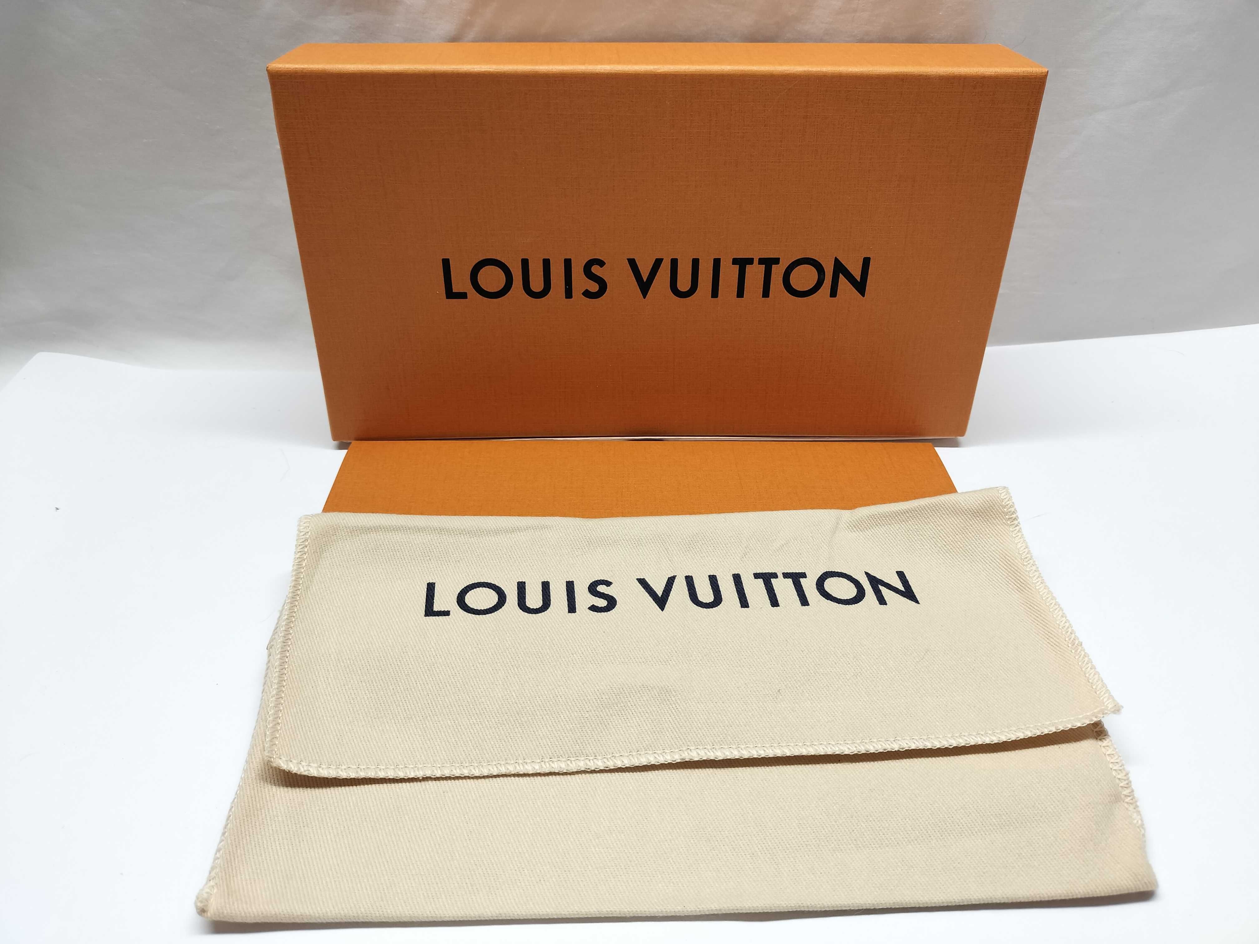 Monogram Vertical M82799 Wallet — view 14