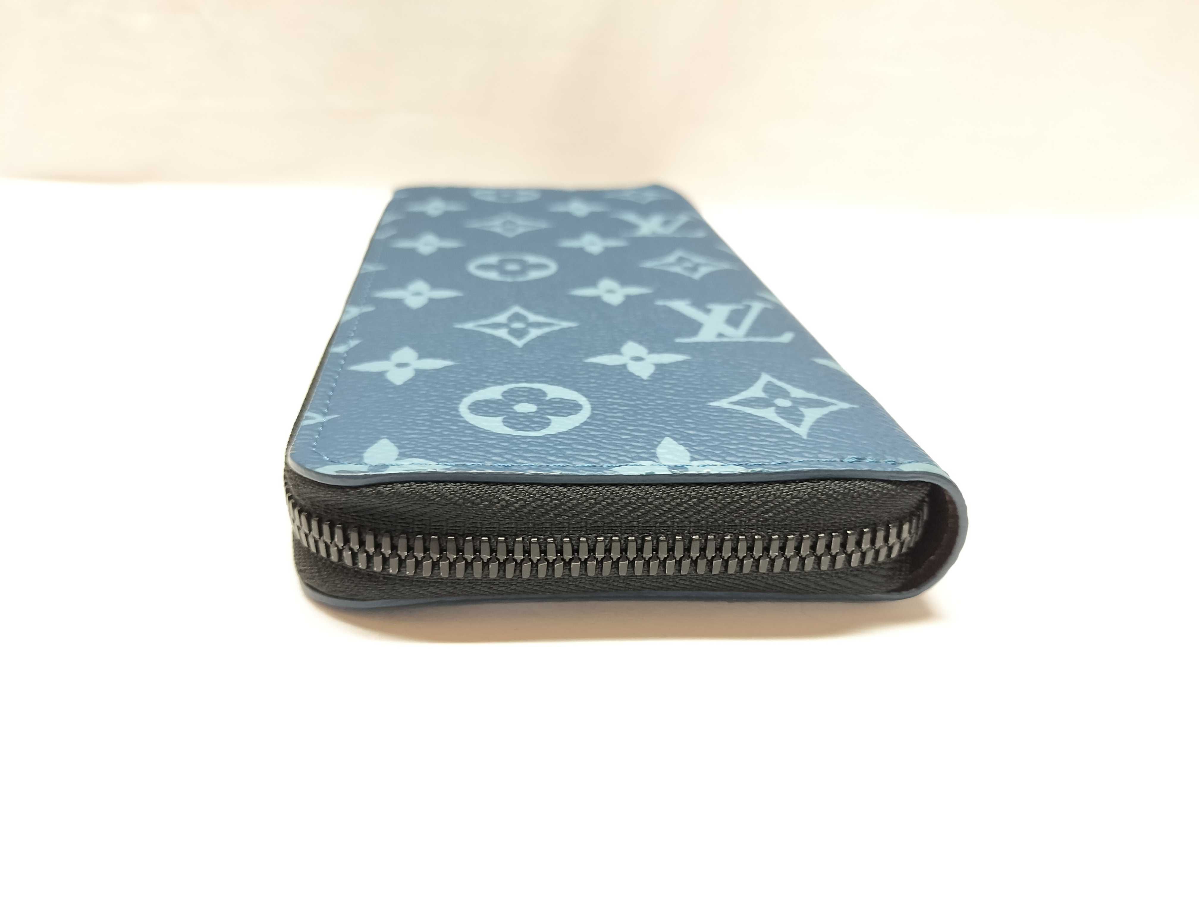 Monogram Vertical M82799 Wallet — view 5