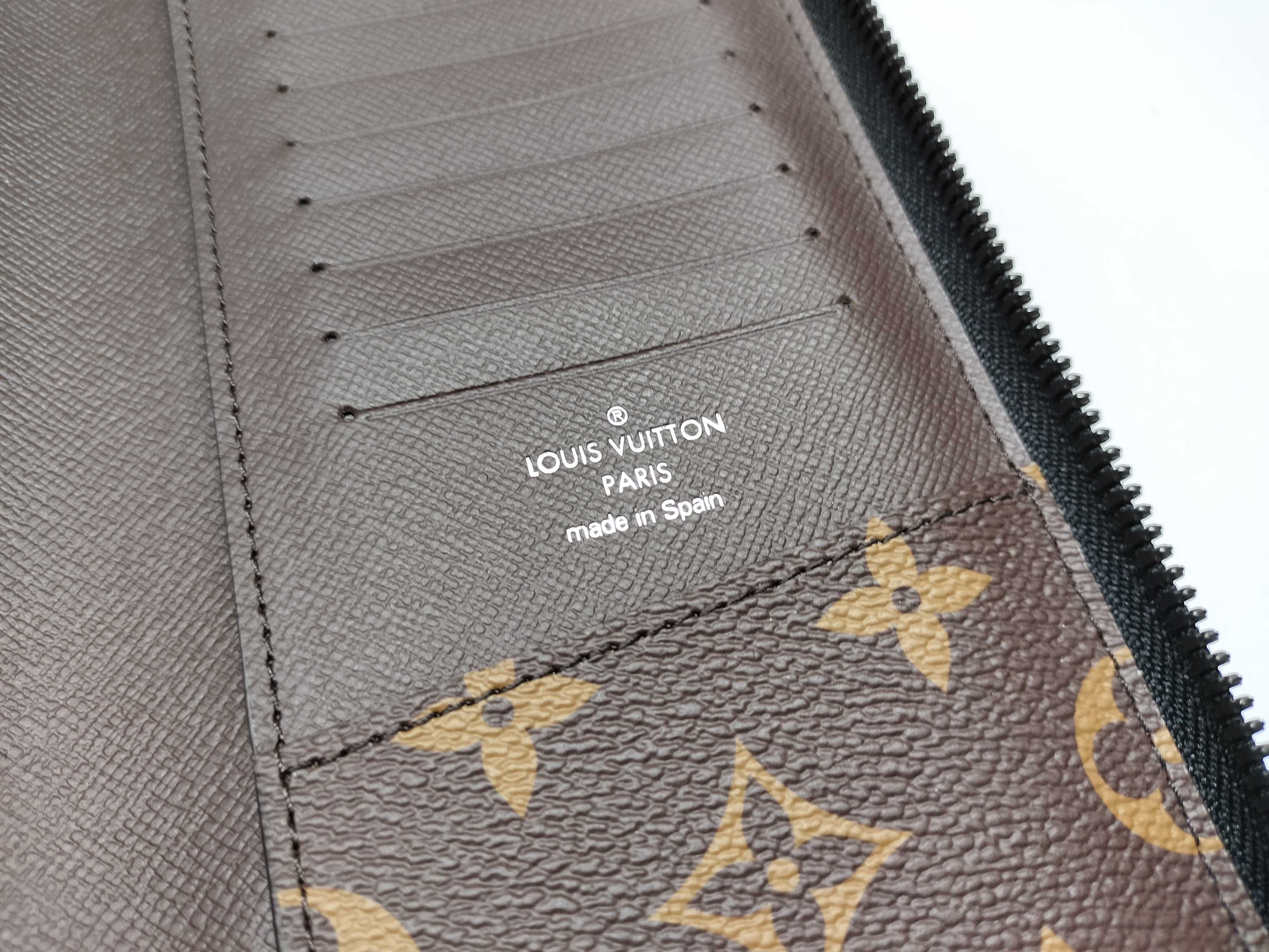 Monogram Vertical M82799 Wallet — view 9