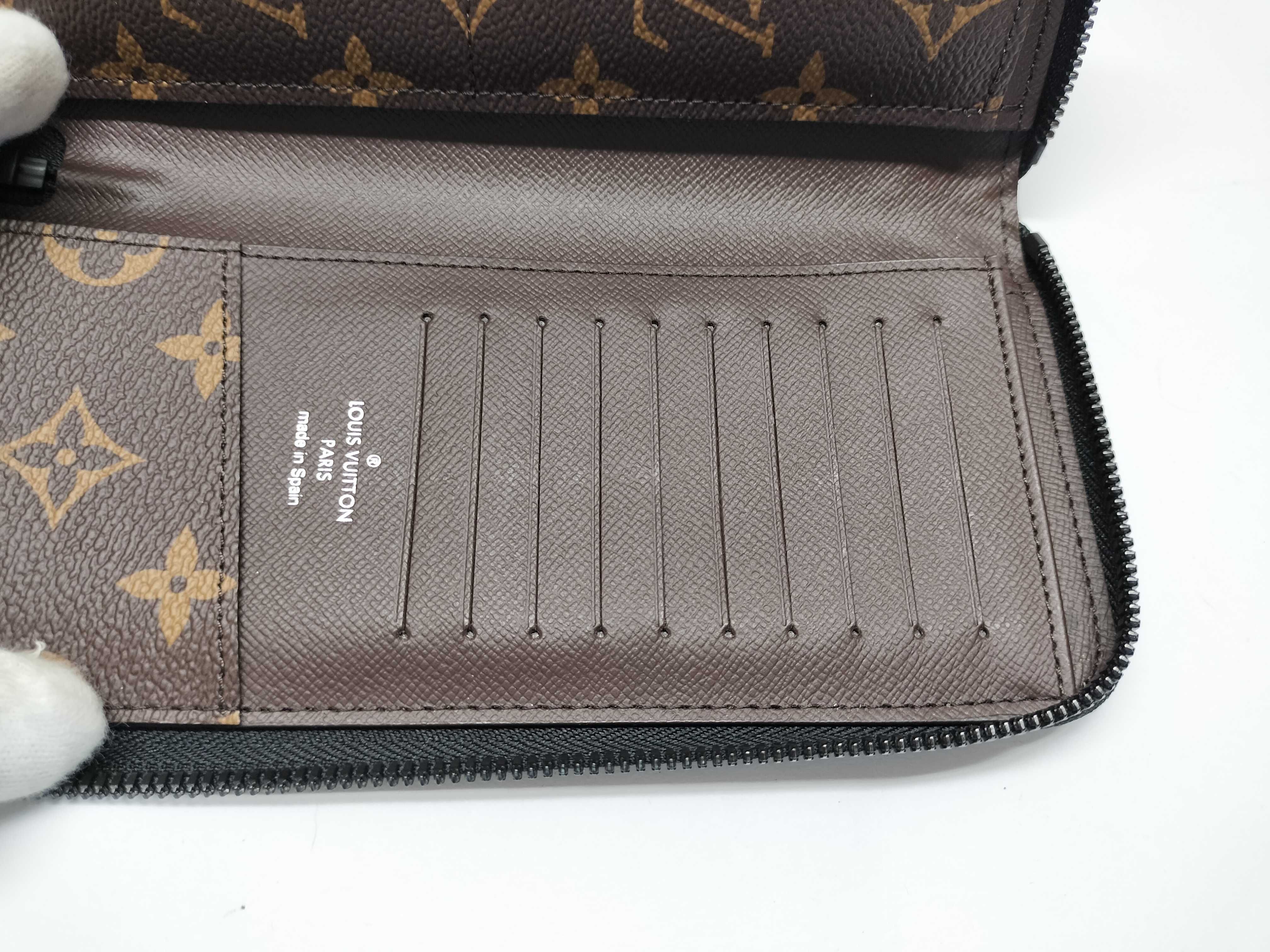 Monogram Vertical M82799 Wallet — view 10