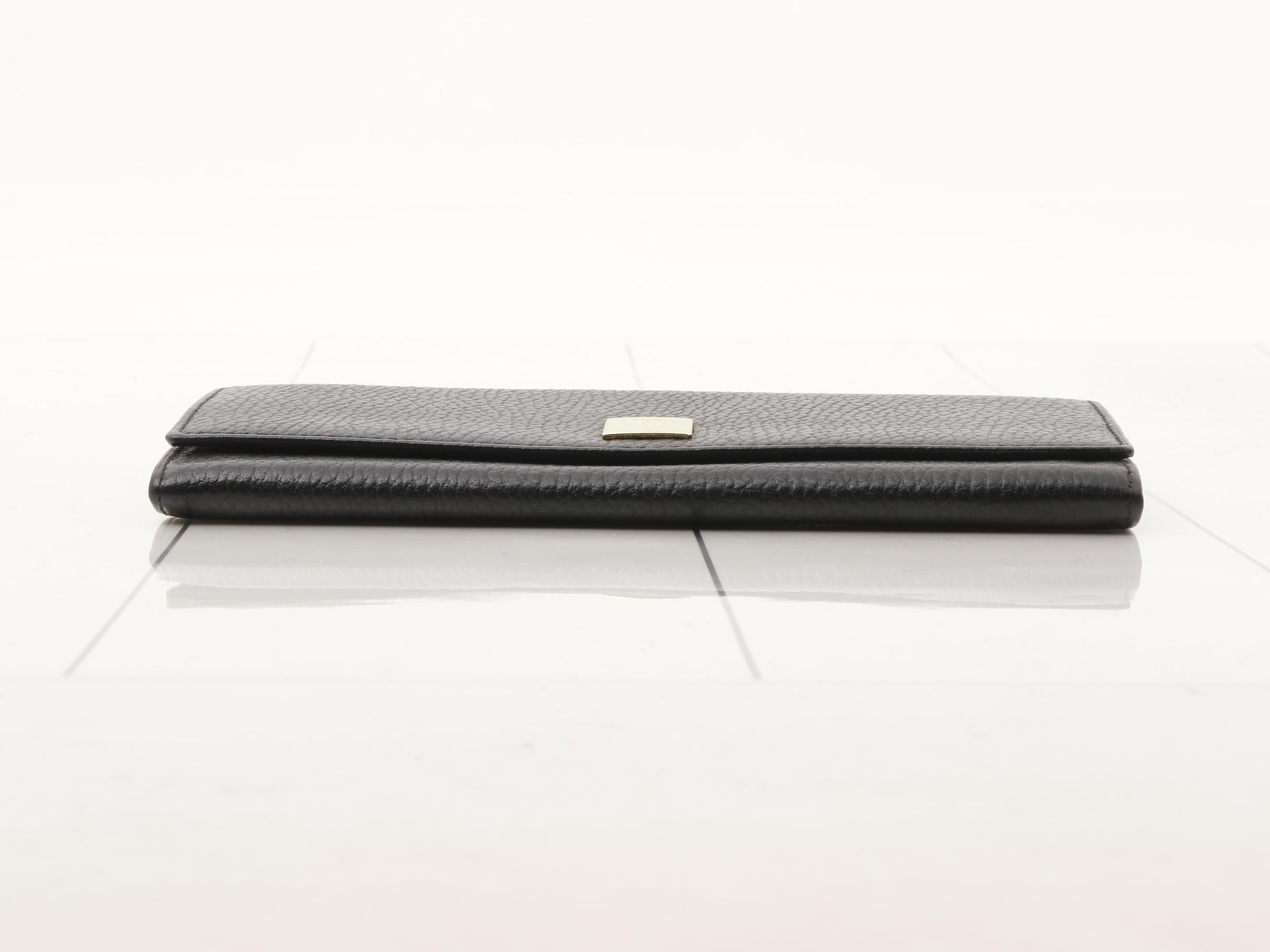 Other lines: Bags and Wallets — view 3