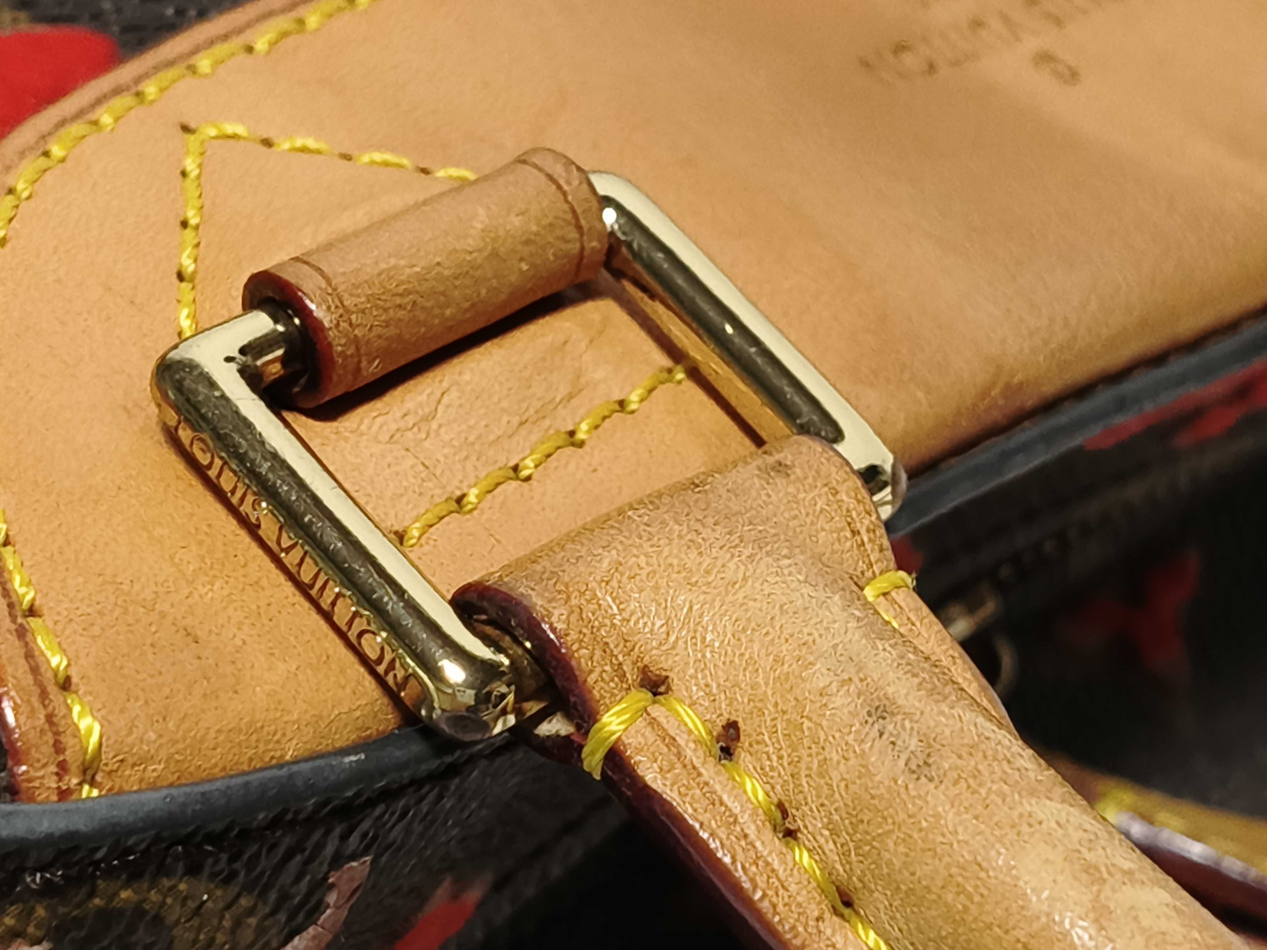 LV Monogram Tuftage 3D Deauville Cube Handbag — view 5