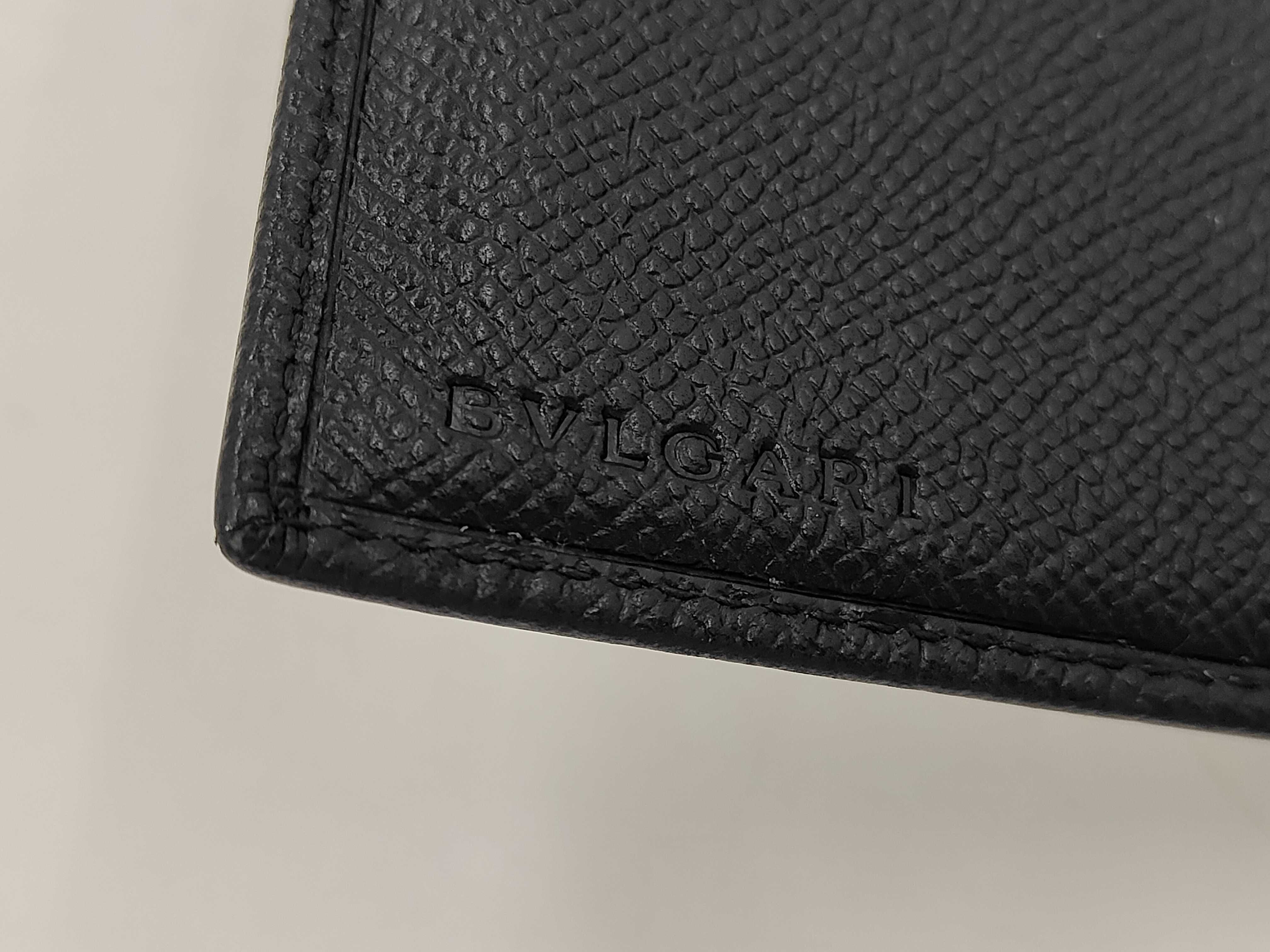 Leather Classico Tri-fold Wallet, Black — view 8