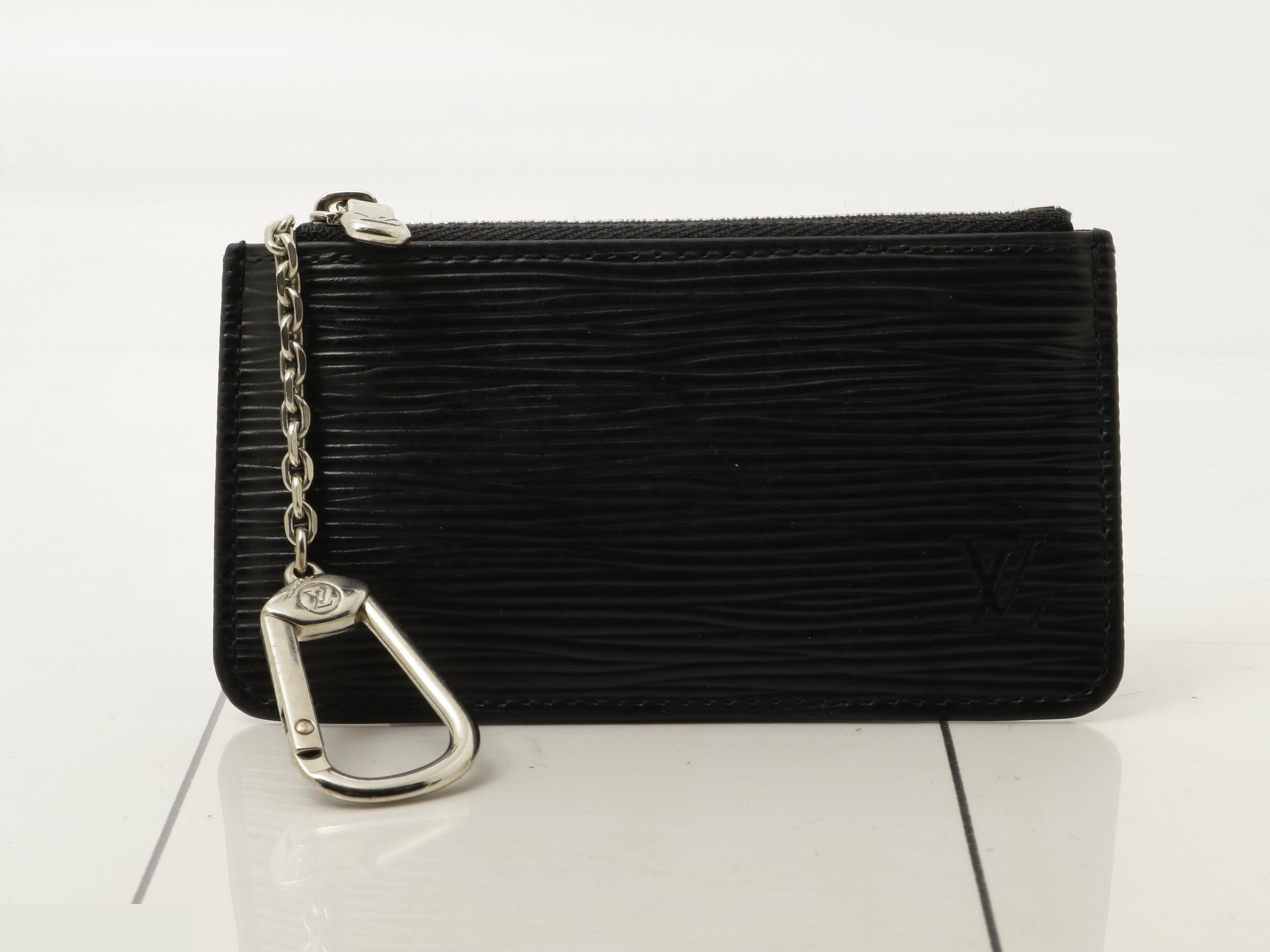 M63802 Pochette Clé Noir Epi Coin Case