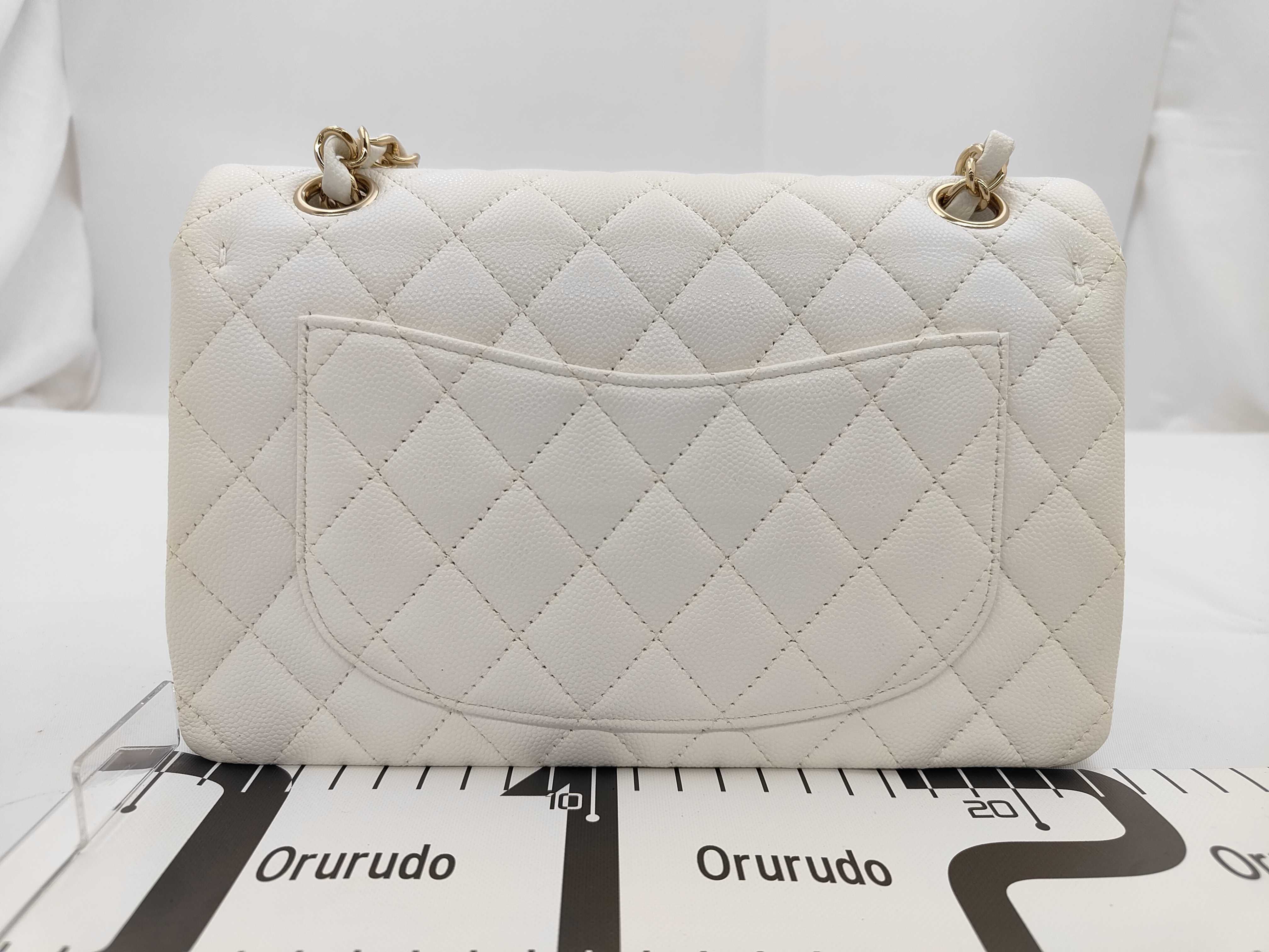 Matelassé 23 Chain Shoulder Bag, Double Flap, Caviar Leather, White Shoulder Bag — view 2