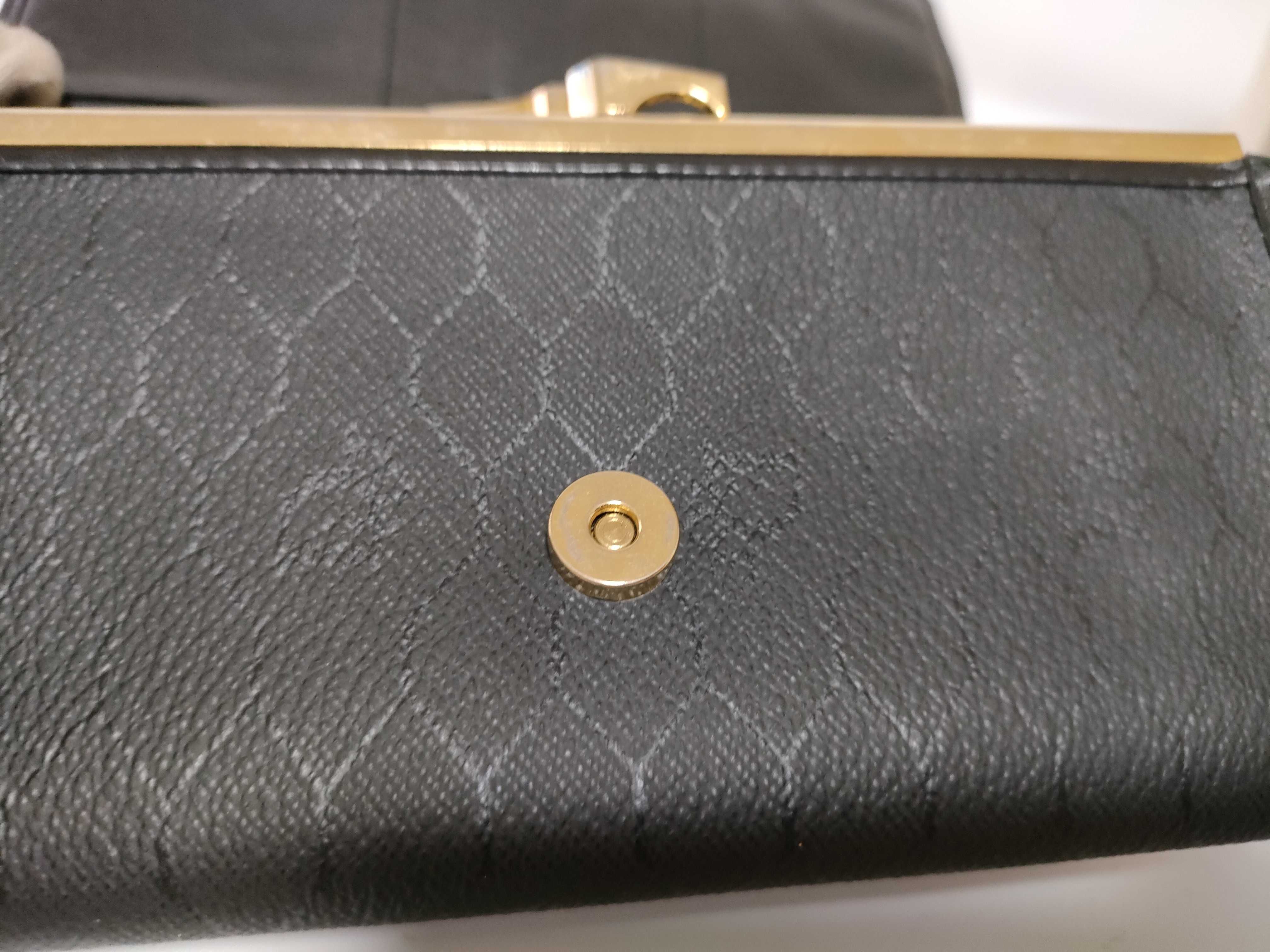 wallet — view 11