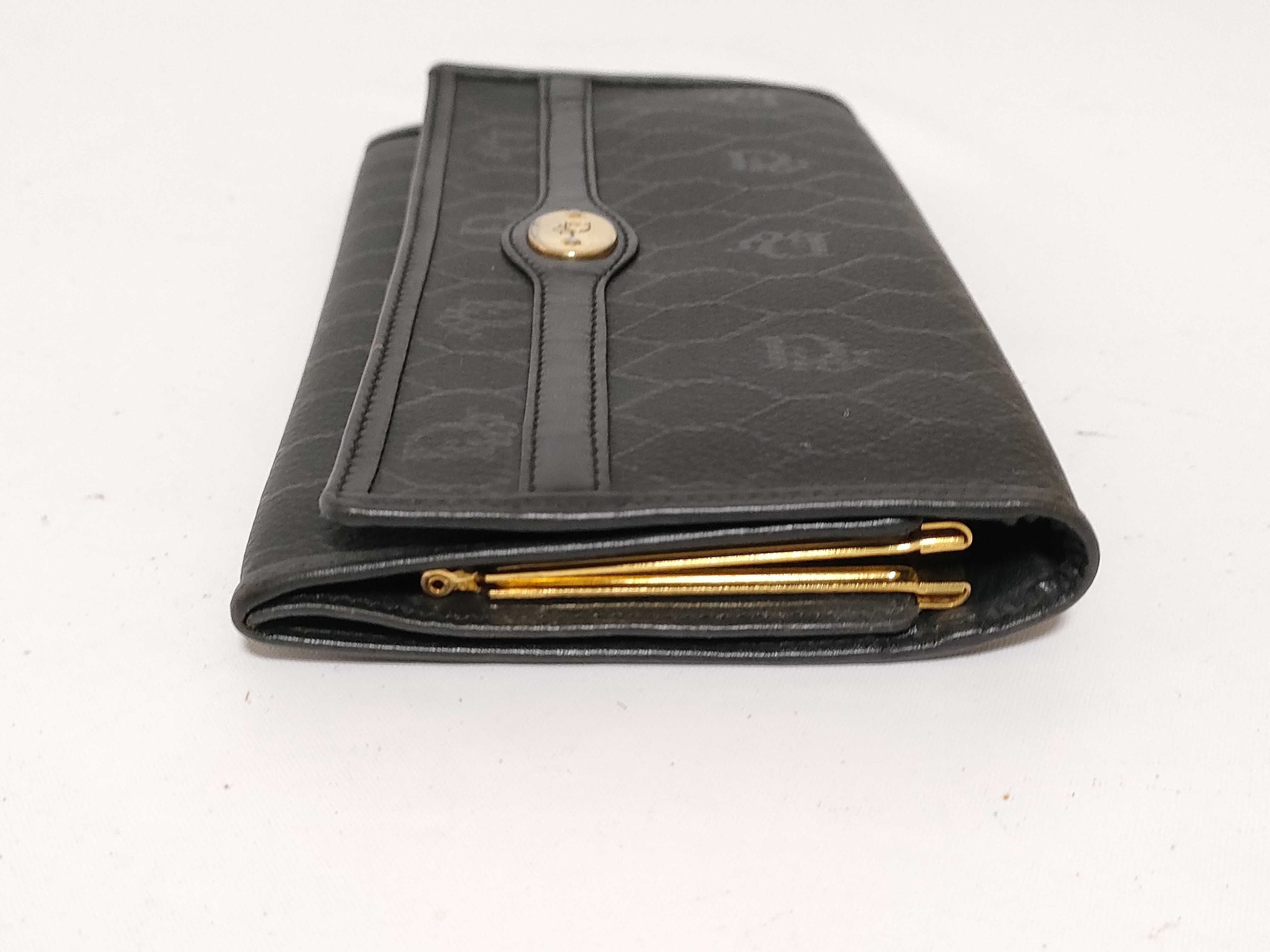 wallet — view 5