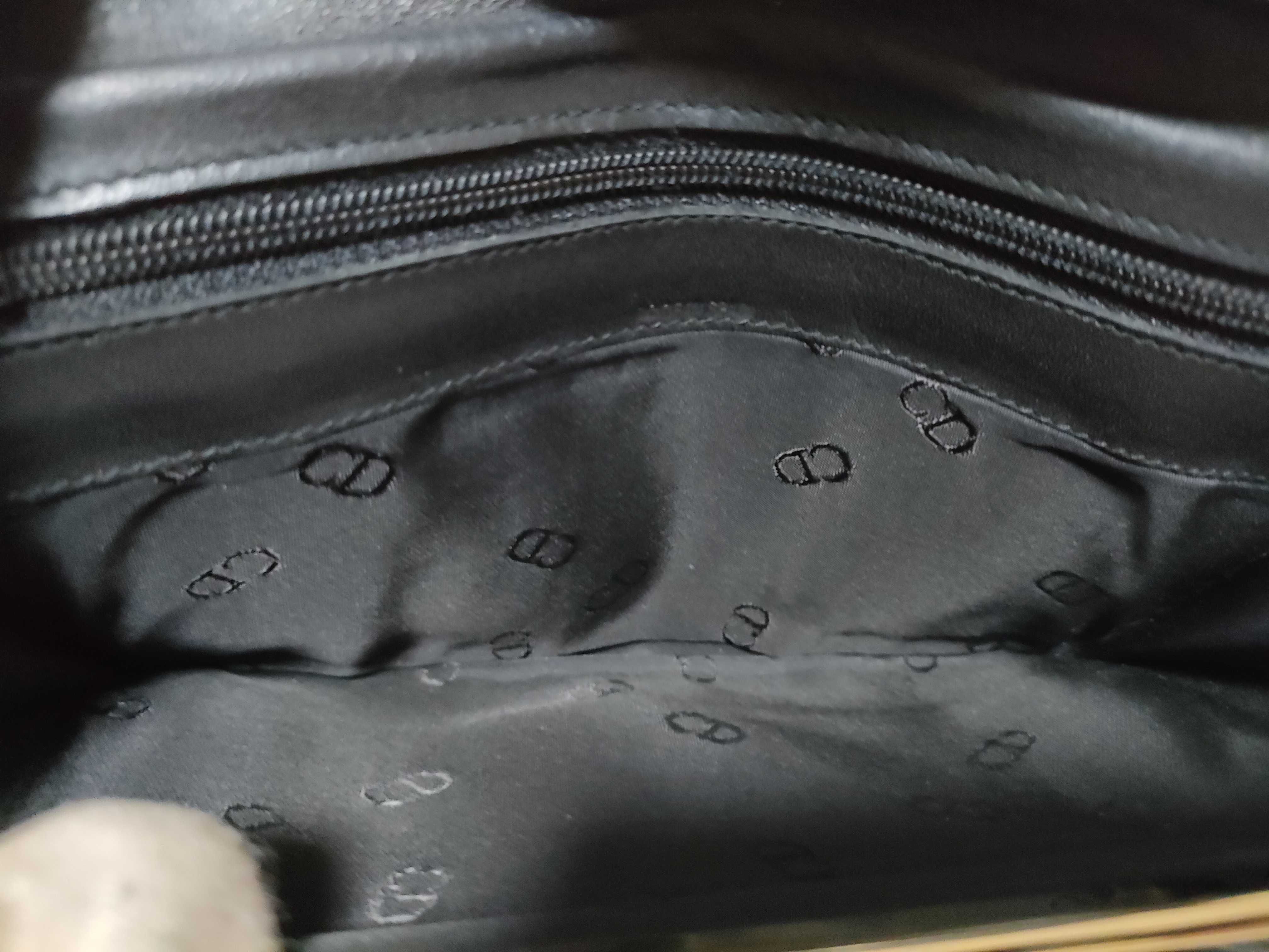 wallet — view 8