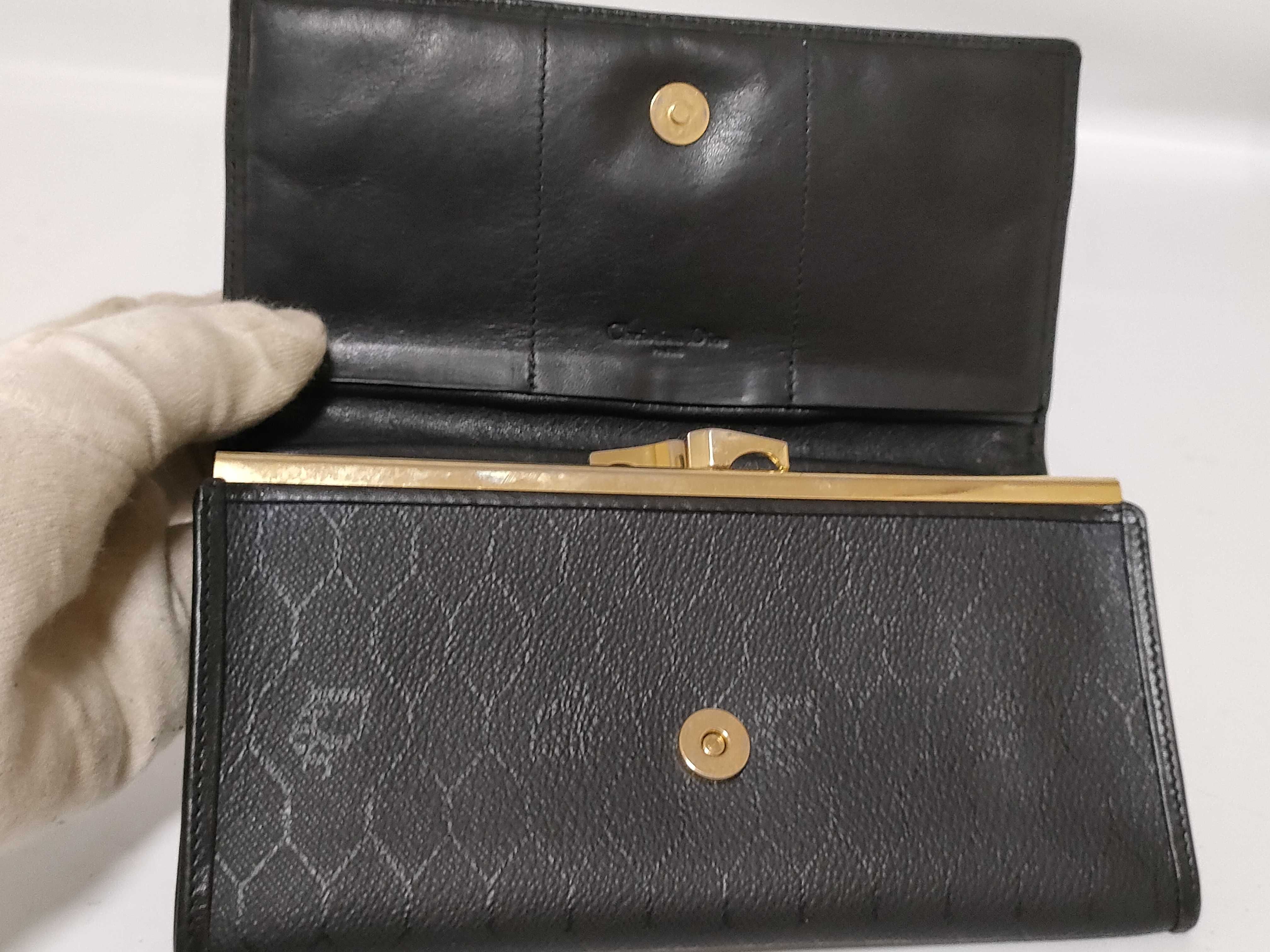 wallet — view 9