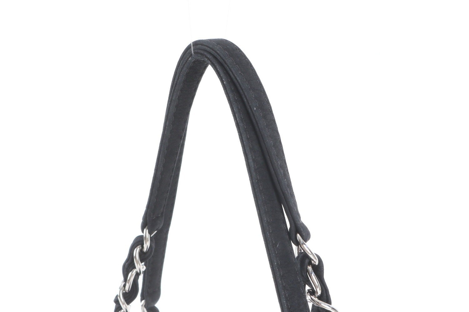Guarantee/Serial Seal Included Matelassé Leather Chain Shoulder Bag — view 2