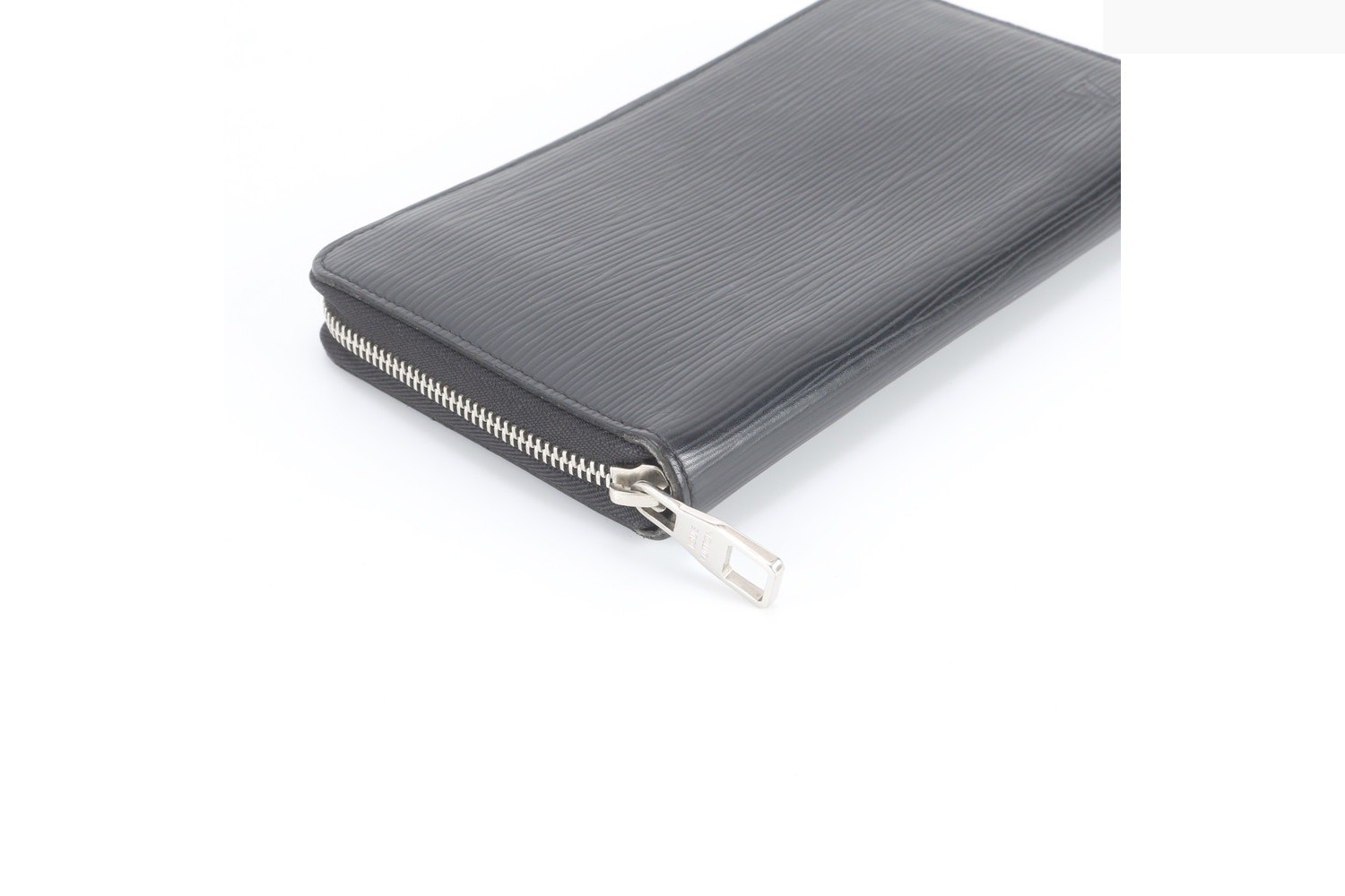 Epi Zippy Organizer M62643 Leather Long Wallet — view 3