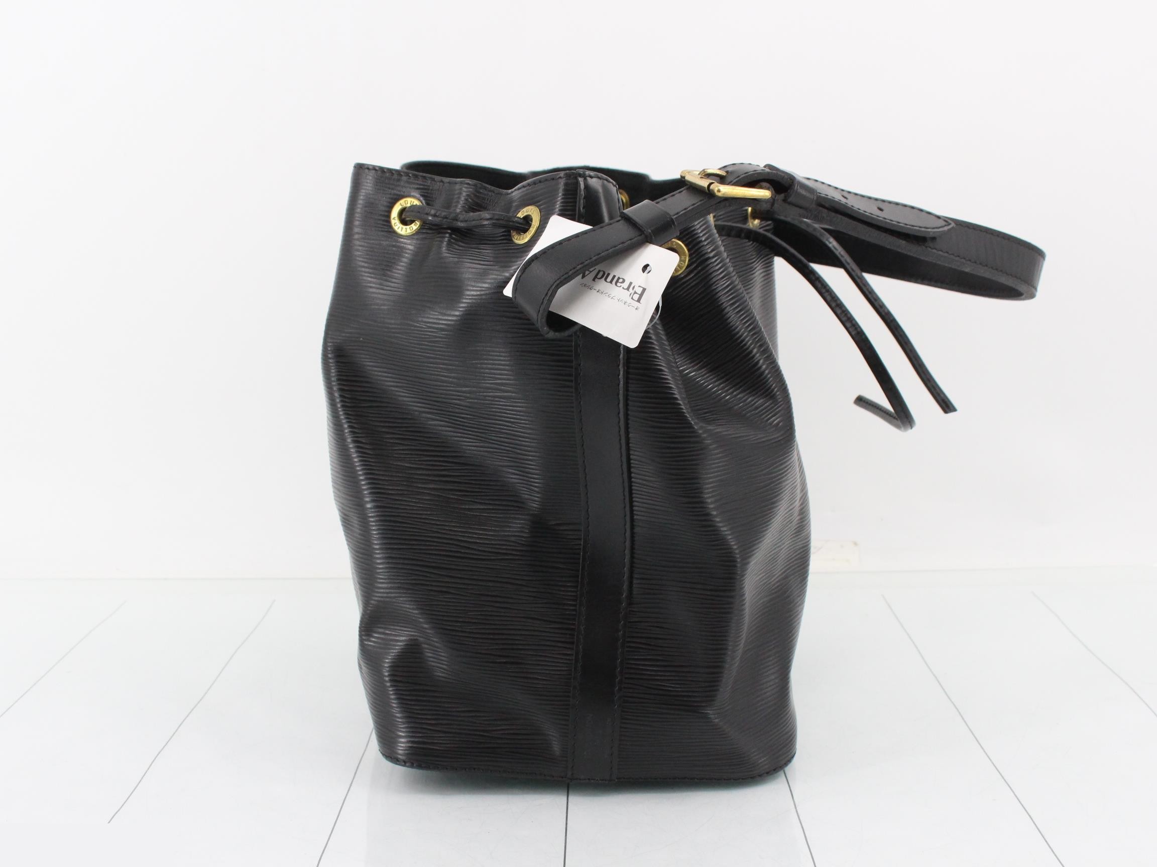 Epi Noe Shoulder Bag — view 4