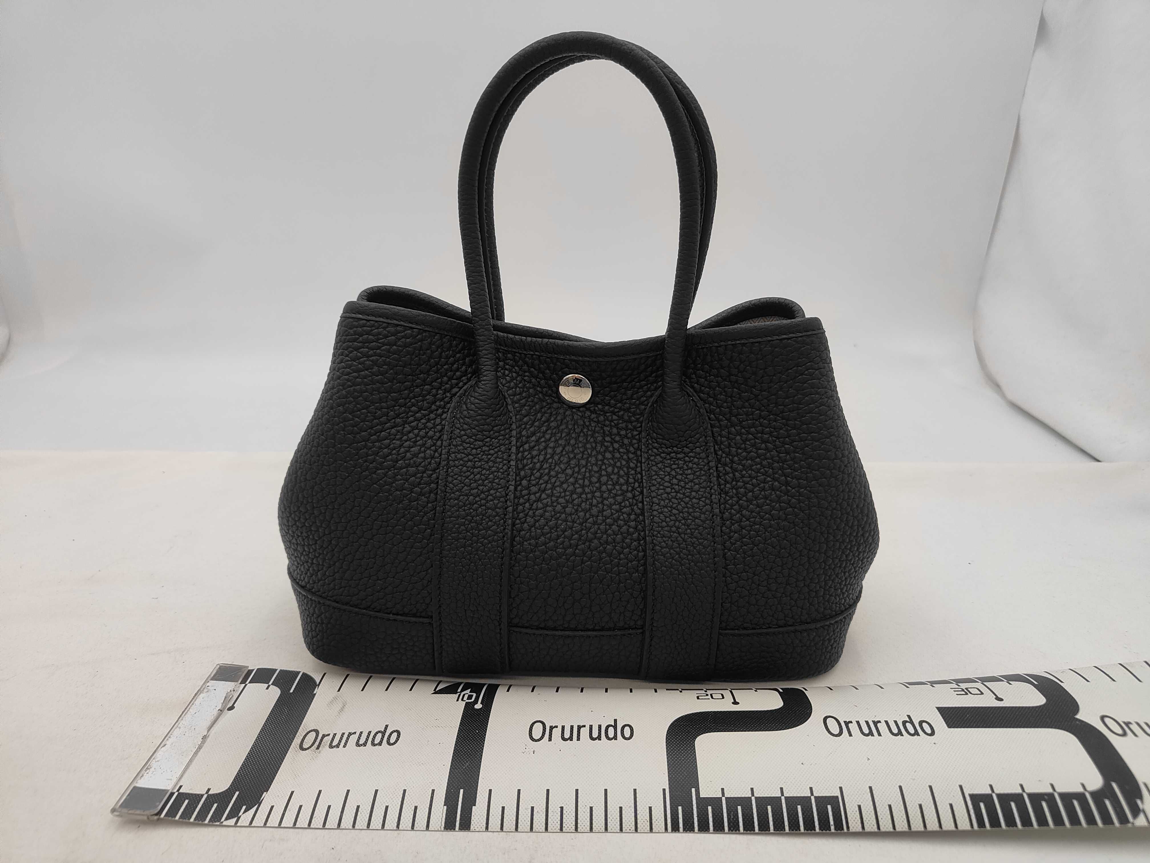 Neo Garden 23 Negonda (full leather) black tote bag with G stamp. — view 2