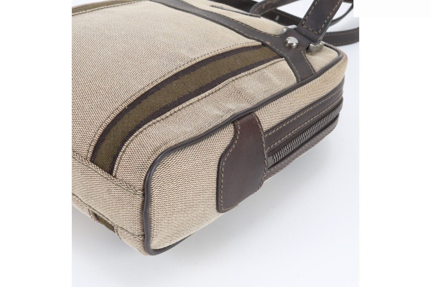 Leather shoulder bag — view 4