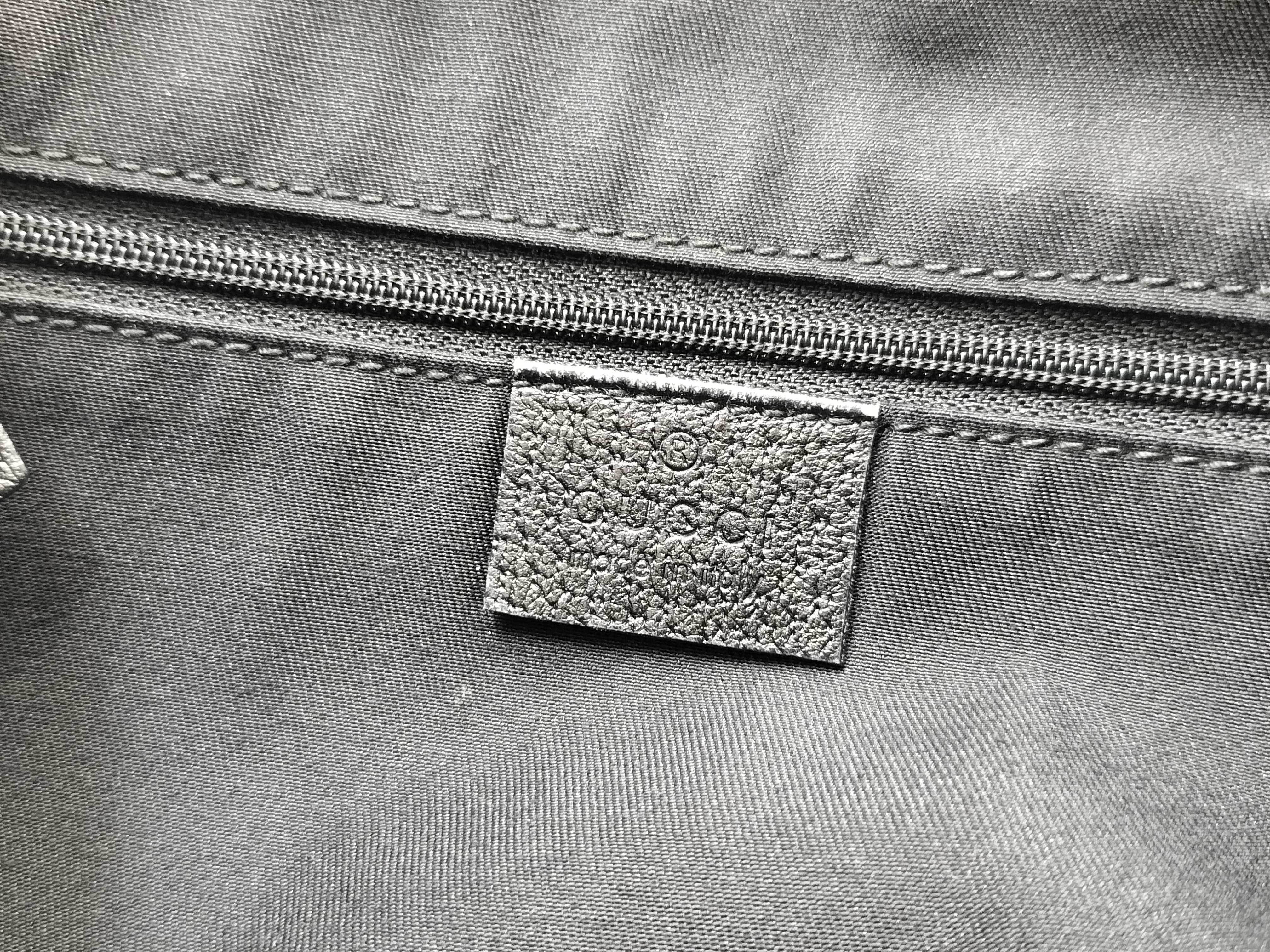GG Canvas Shoulder Bag, Abbey Black GG Canvas 131326 Shoulder Bag — view 12