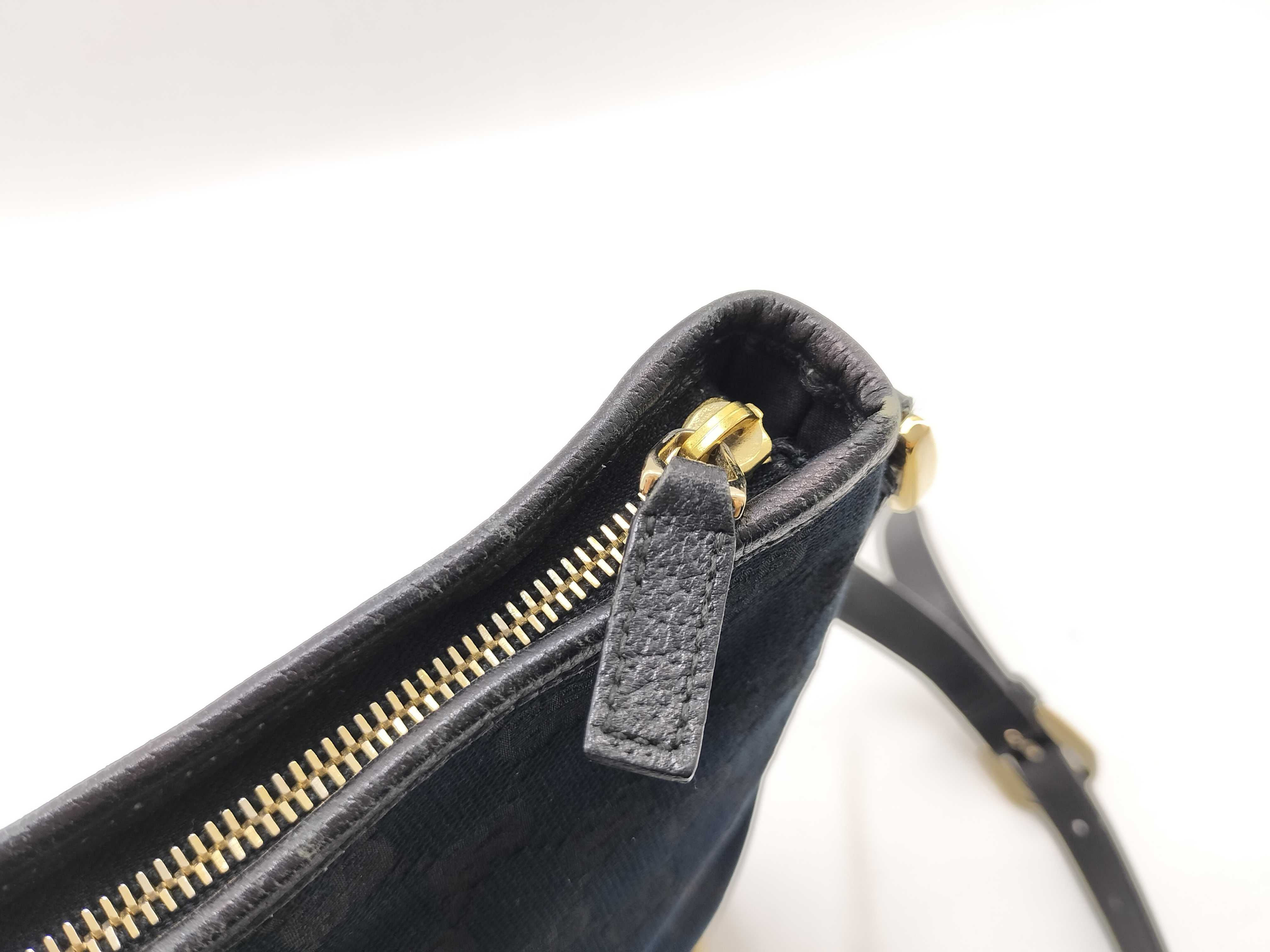 GG Canvas Shoulder Bag, Abbey Black GG Canvas 131326 Shoulder Bag — view 9