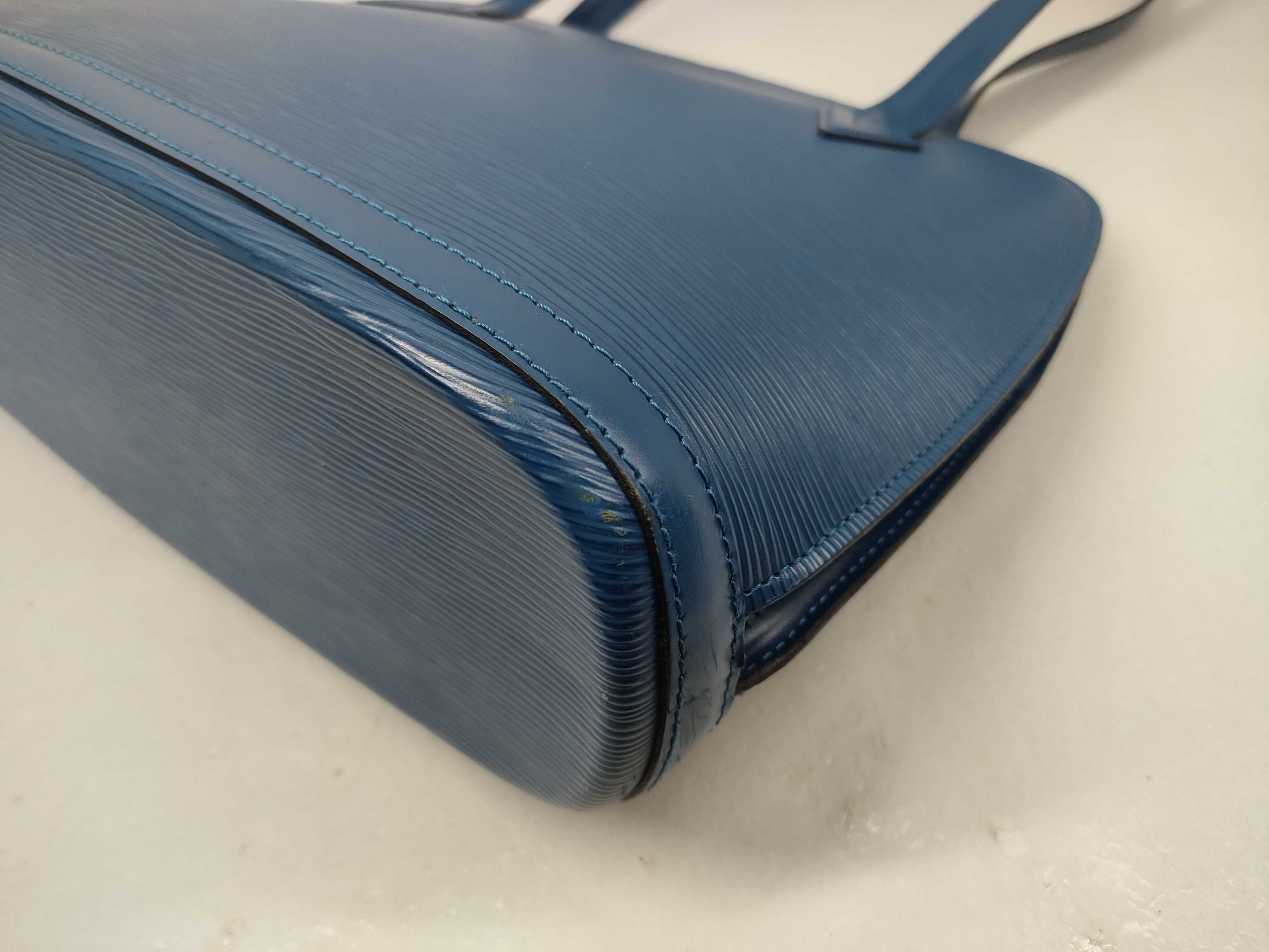 Epi M52285 Lussac Shoulder Bag — view 8