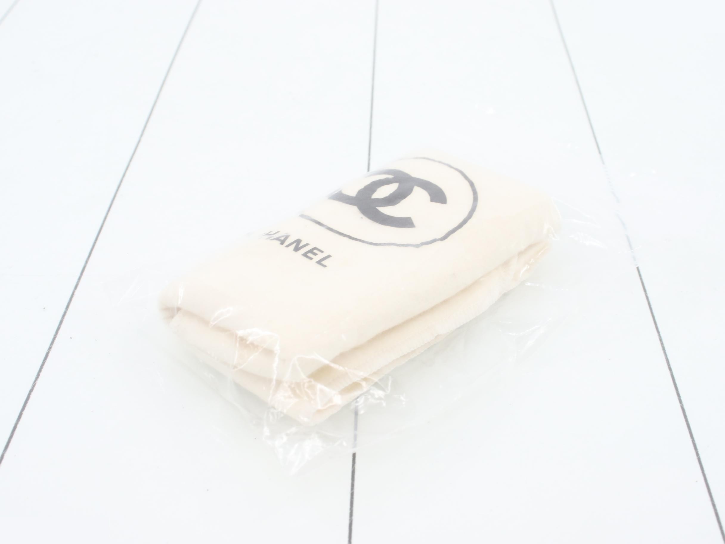 Mini Mat Lamb Chain Shoulder Bag (with sticker card) — view 7