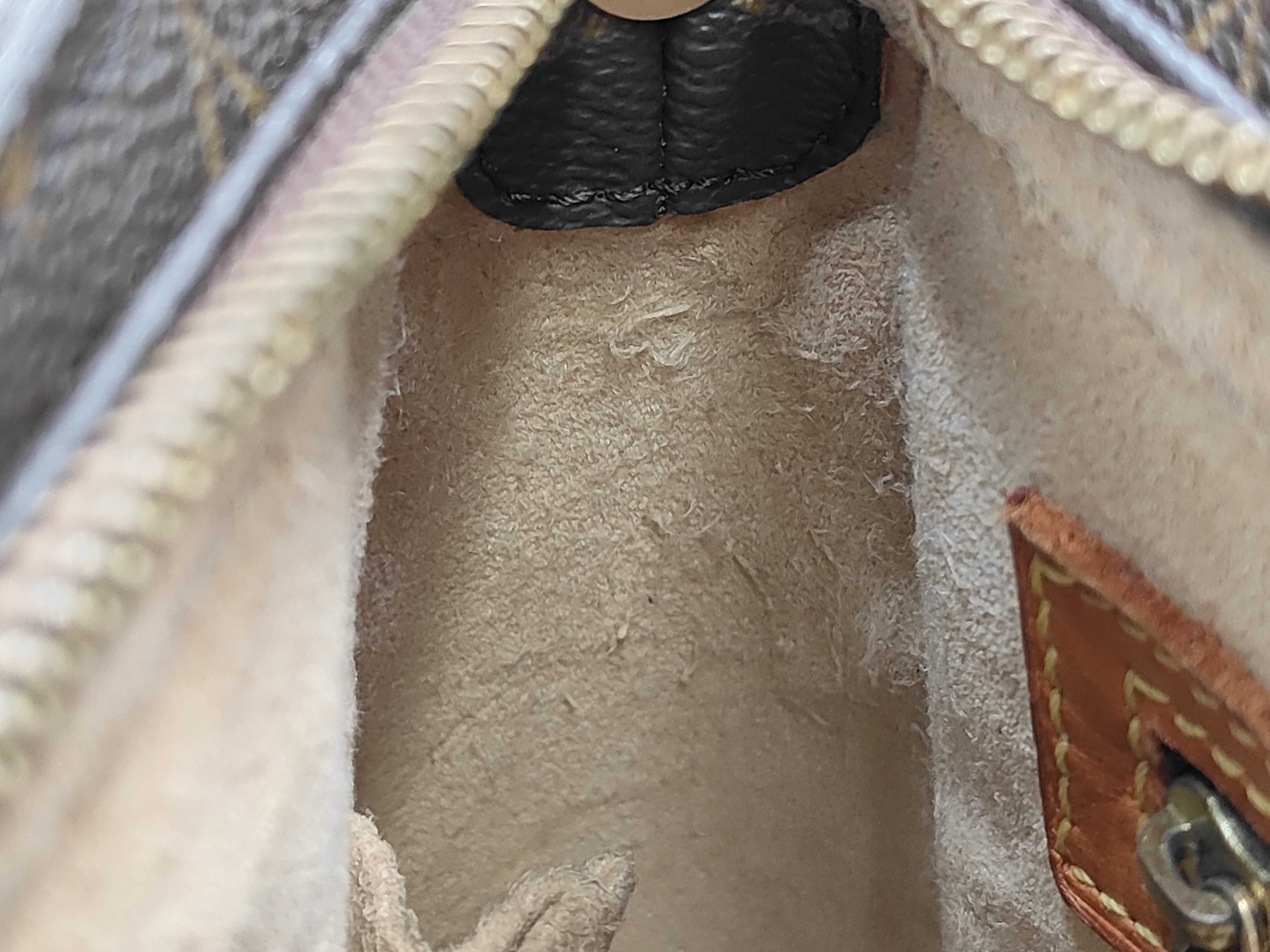 Monogram Louis Vuitton Monogram Looping MM Handbag — view 10