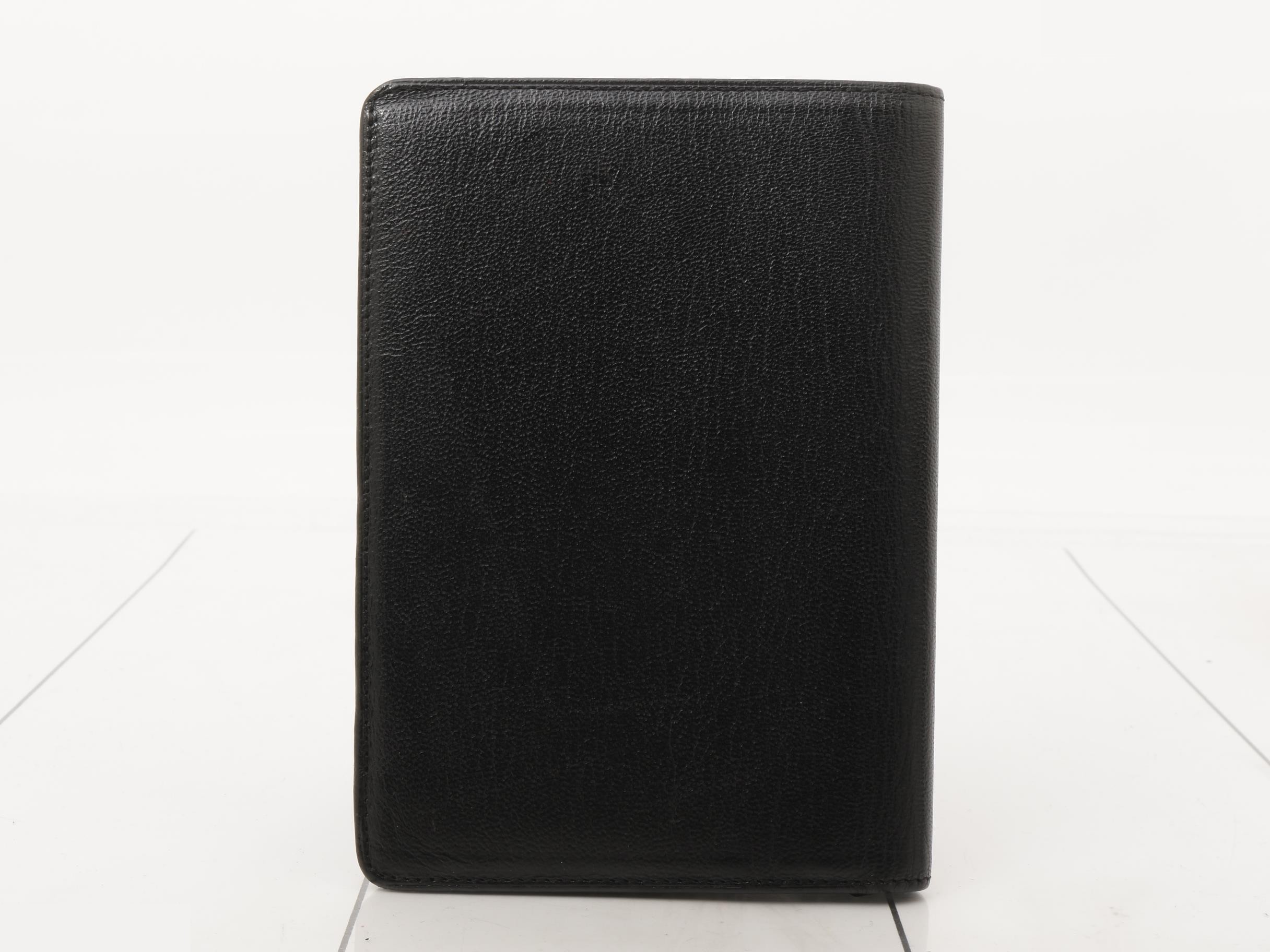 Bi-fold wallet — view 2