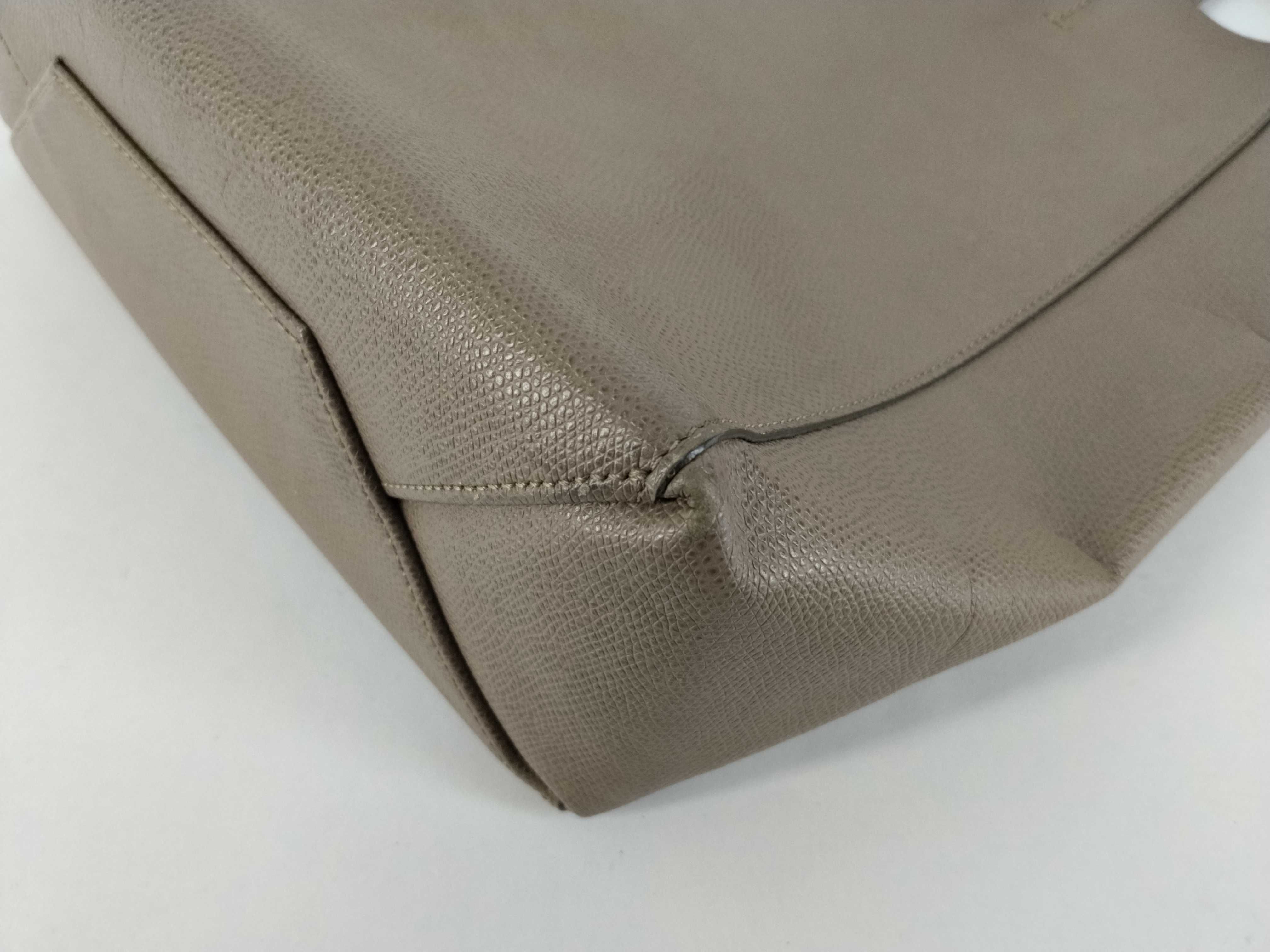 Vertical Cabas 2-way Tote Bag/Shoulder Bag, Beige Tote Bag — view 7