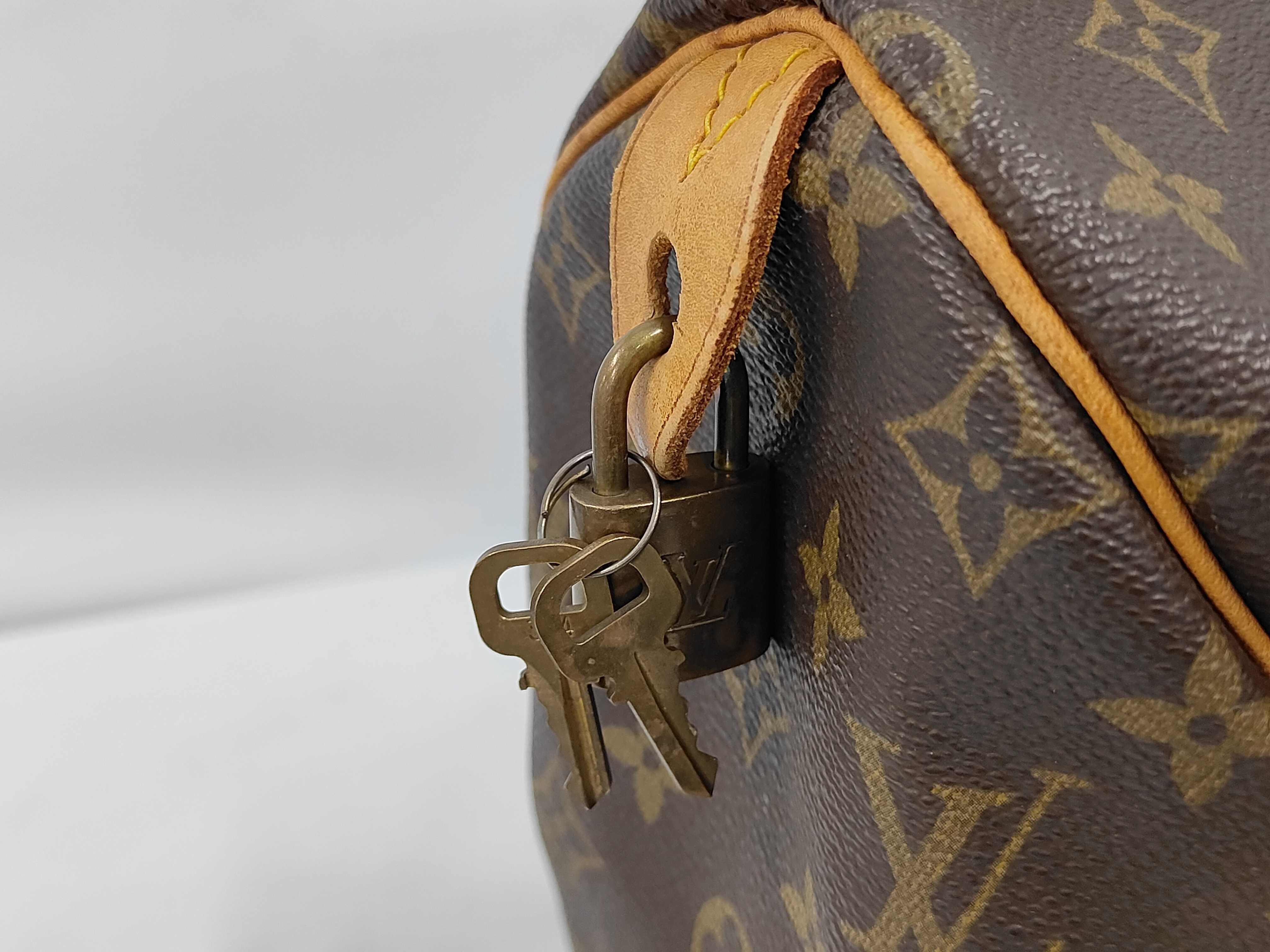 Monogram Speedy 30 M41526 Handbag — view 8