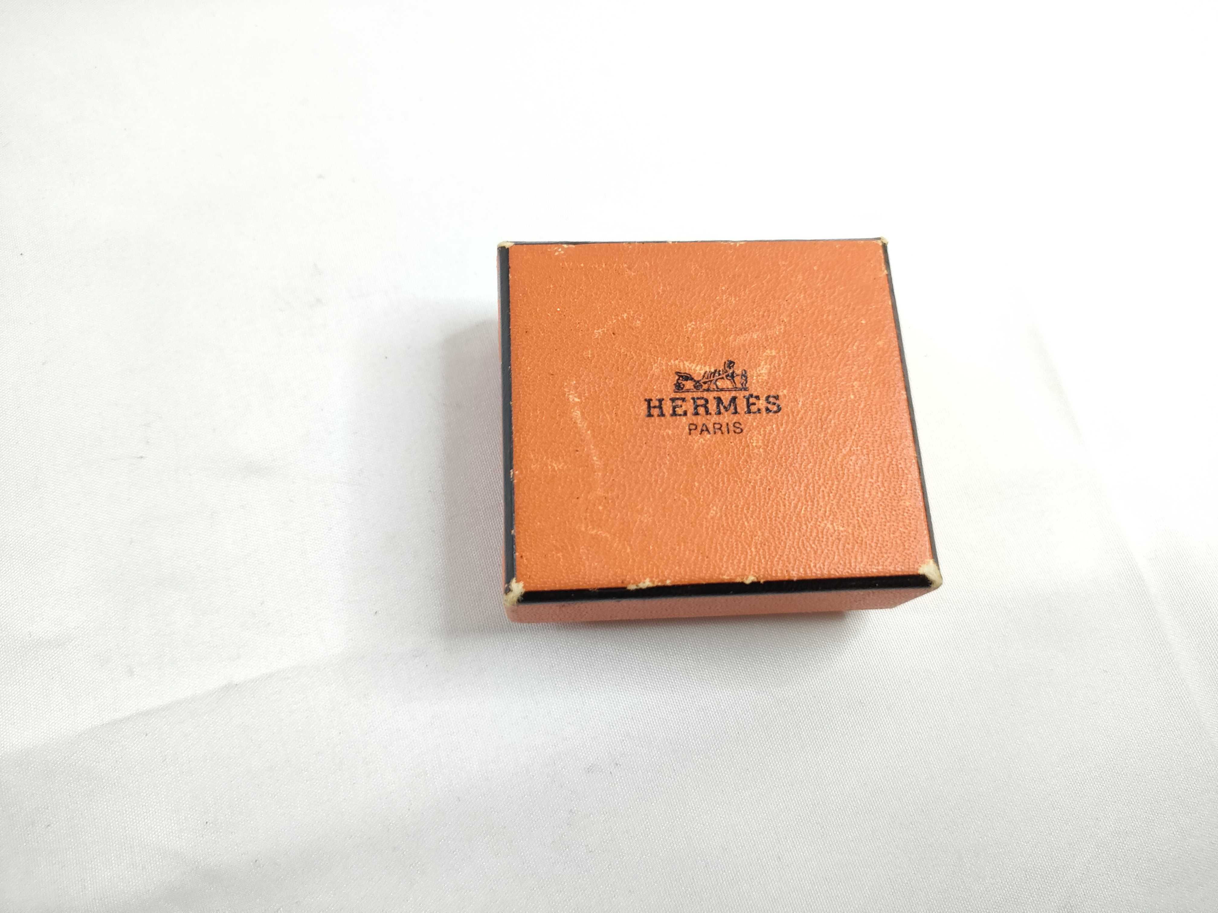 scarf ring and other accessories — view 9