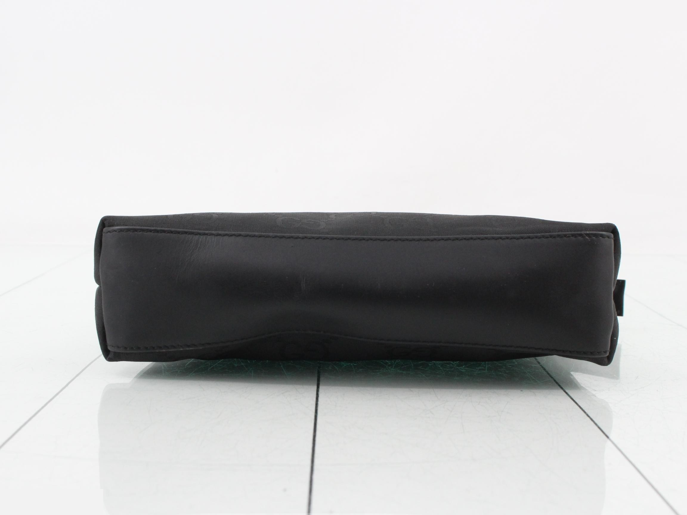 GG Canvas Pouch, Black — view 3