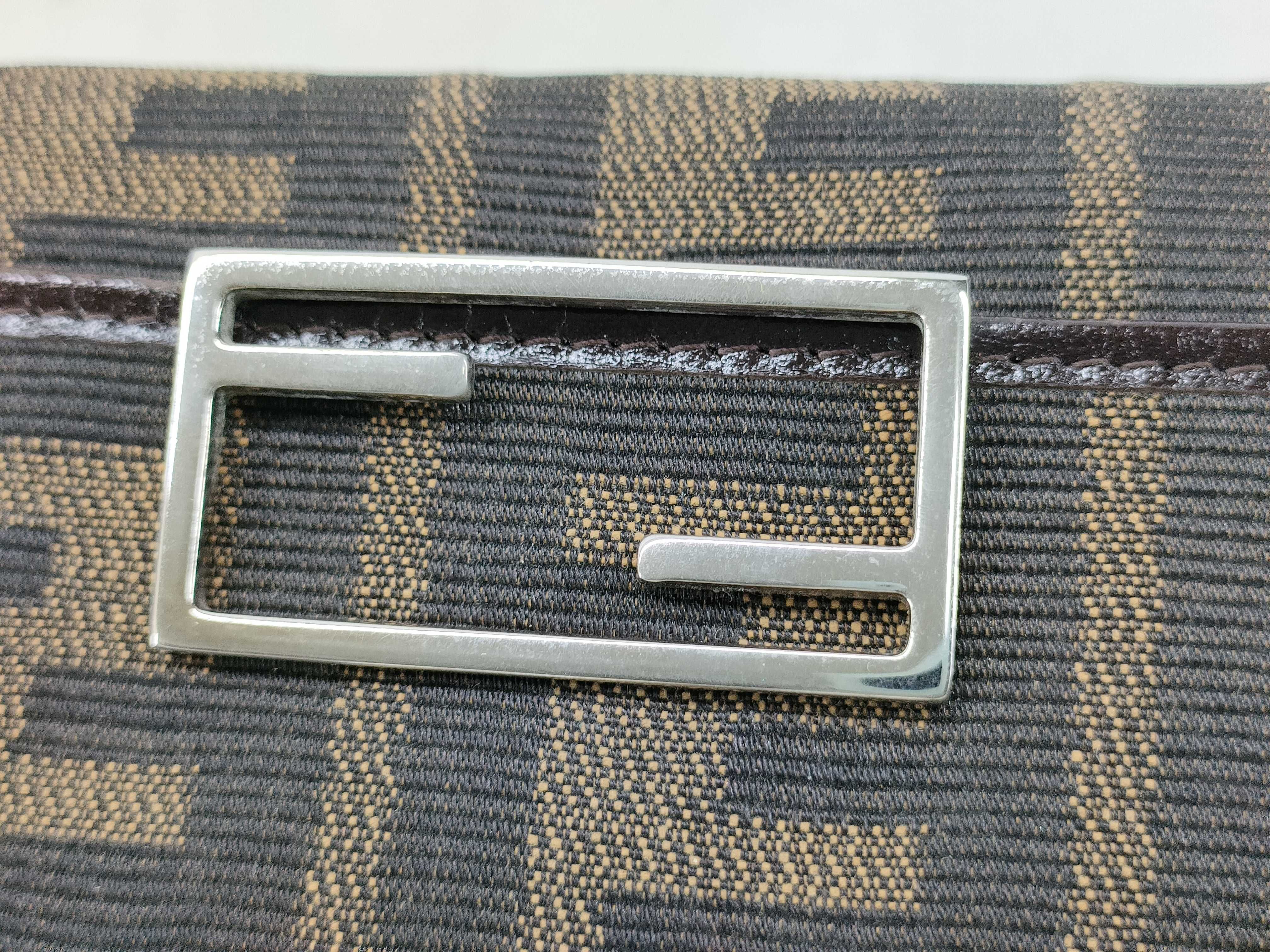 Zucca pattern trifold wallet, brown tones, canvas leather, silver hardware. (Item No. 07 15829 991) — view 13