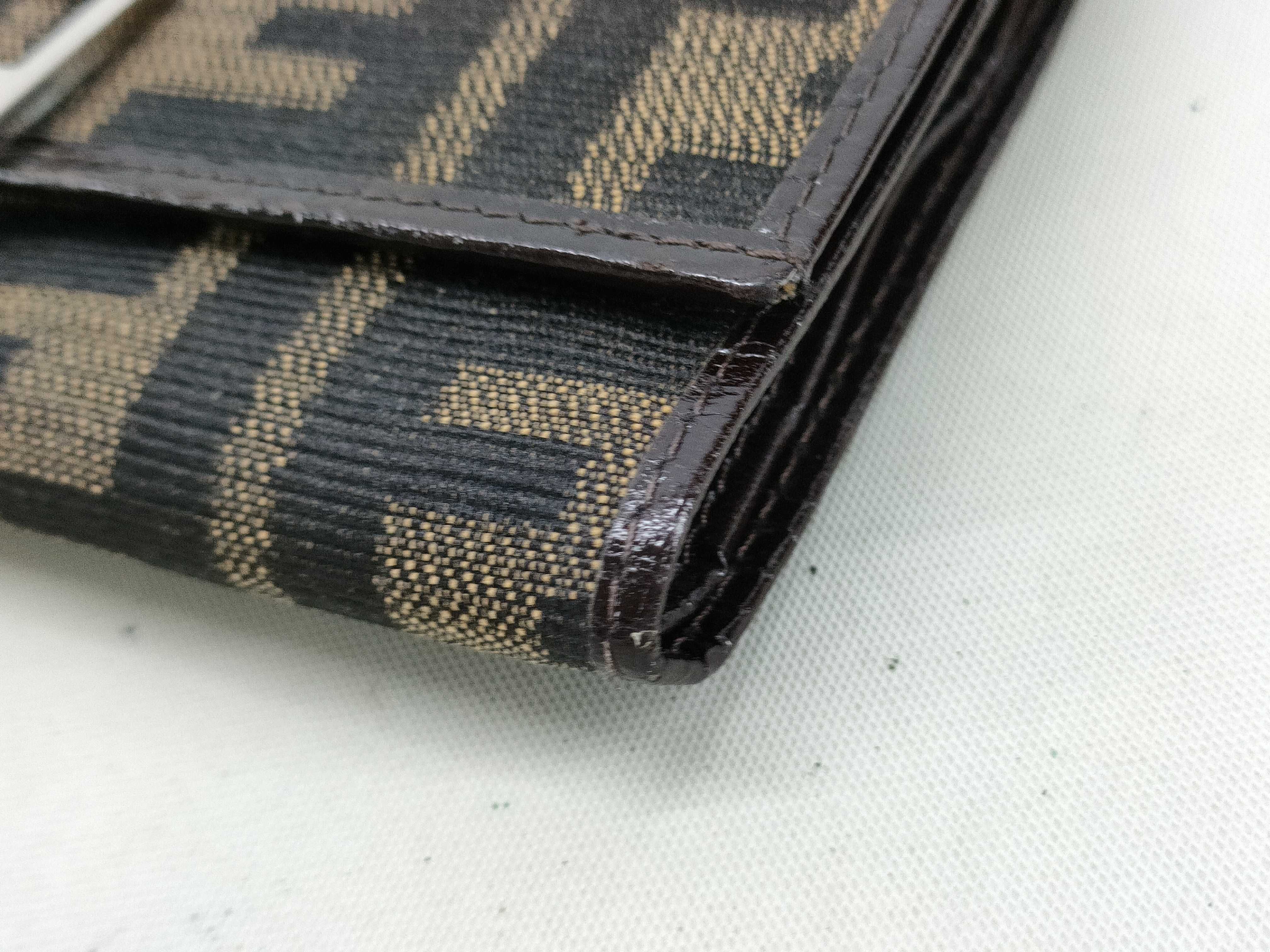 Zucca pattern trifold wallet, brown tones, canvas leather, silver hardware. (Item No. 07 15829 991) — view 3